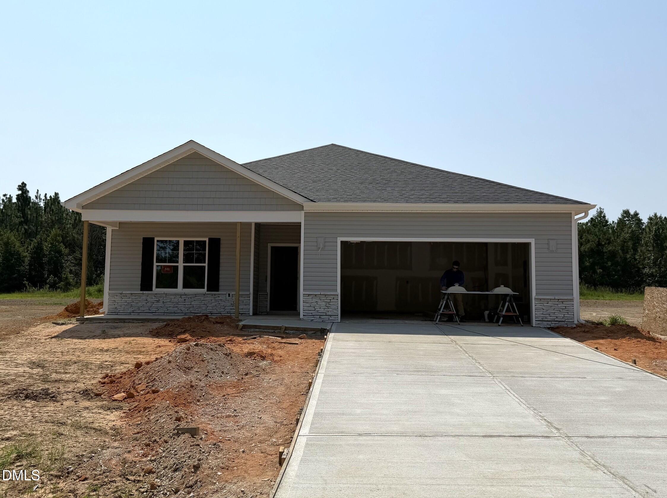 365 Thorntons Creek Drive Property Photo 2