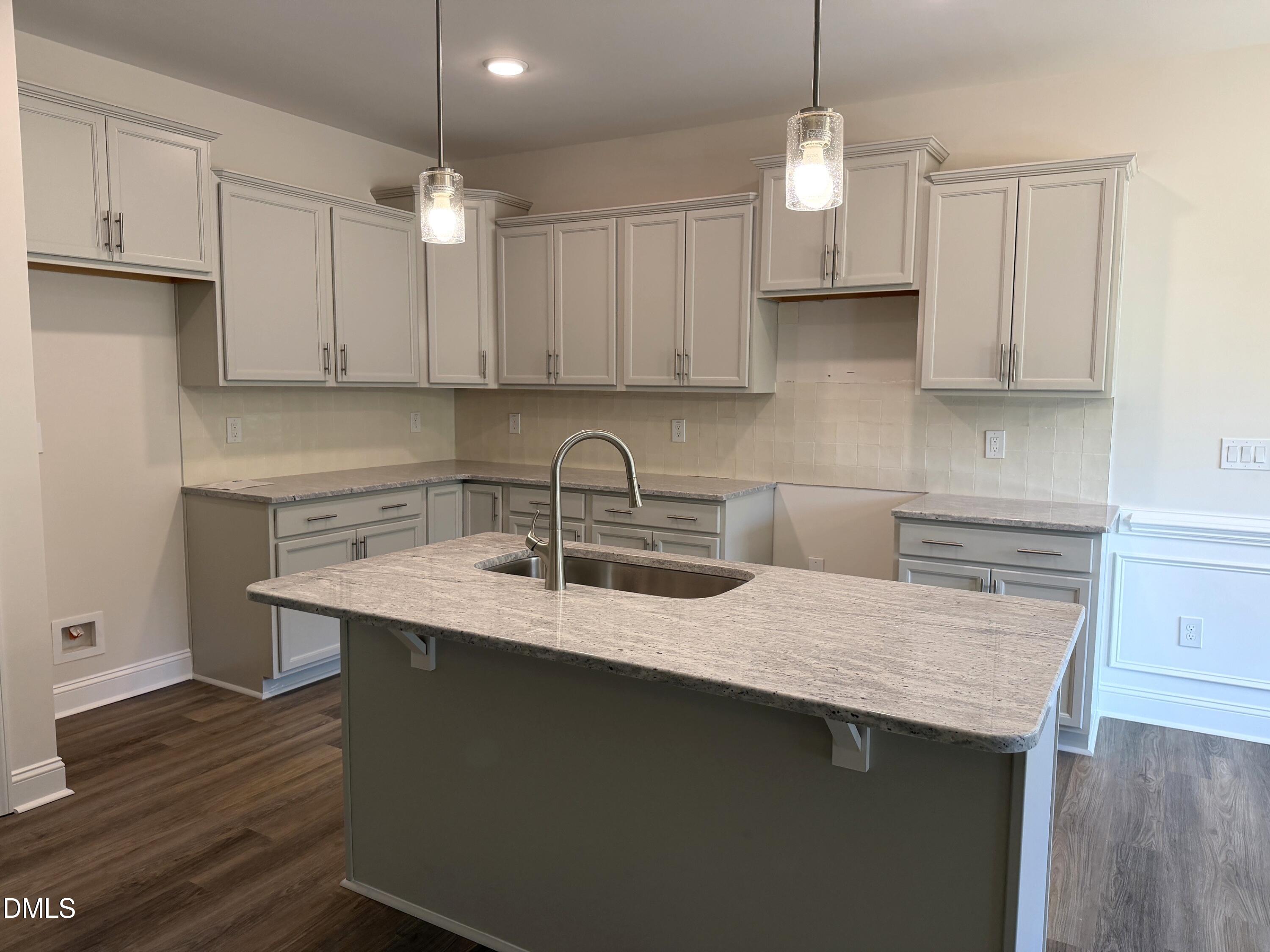 365 Thorntons Creek Drive Property Photo 12