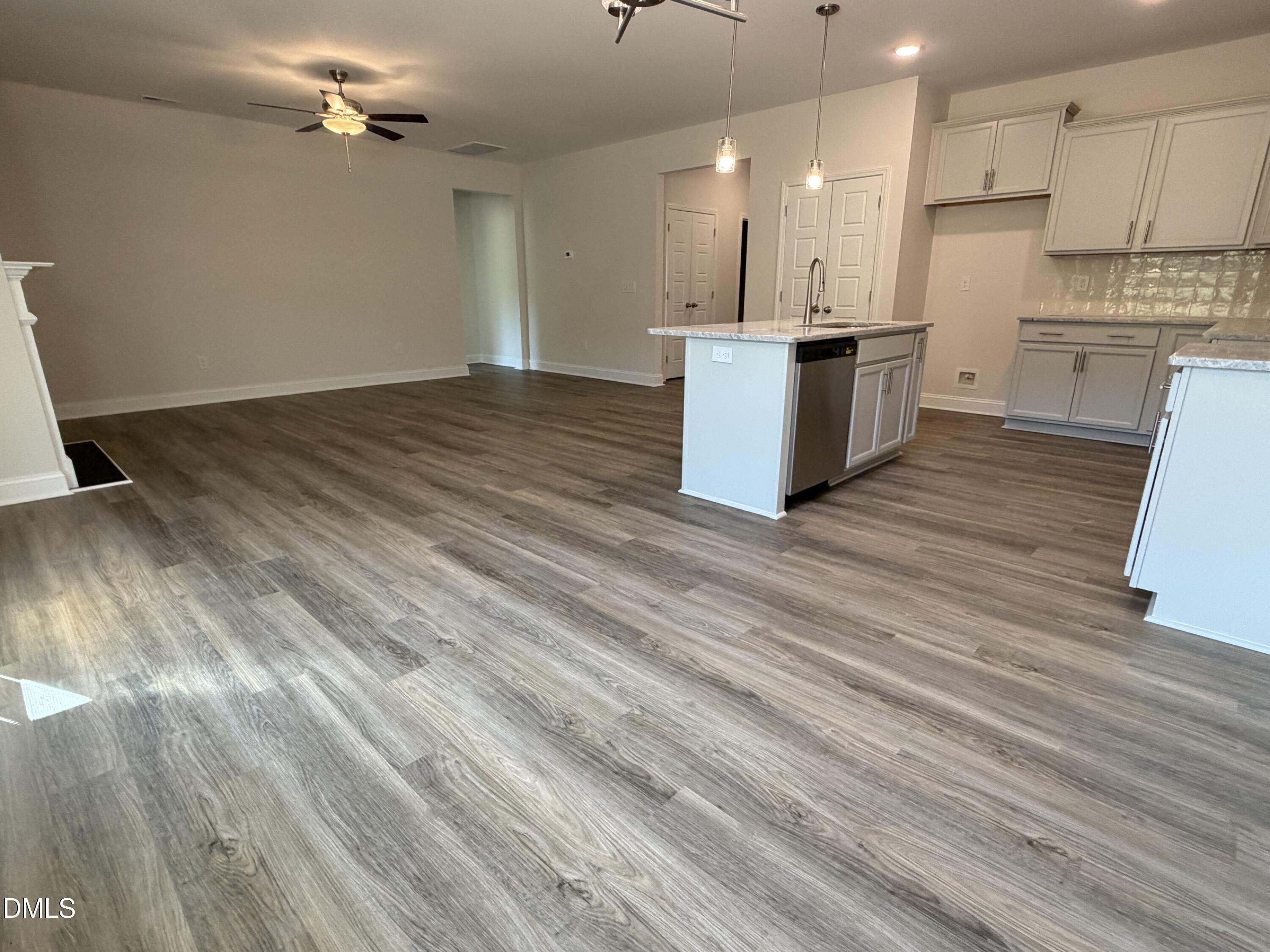 365 Thorntons Creek Drive Property Photo 17