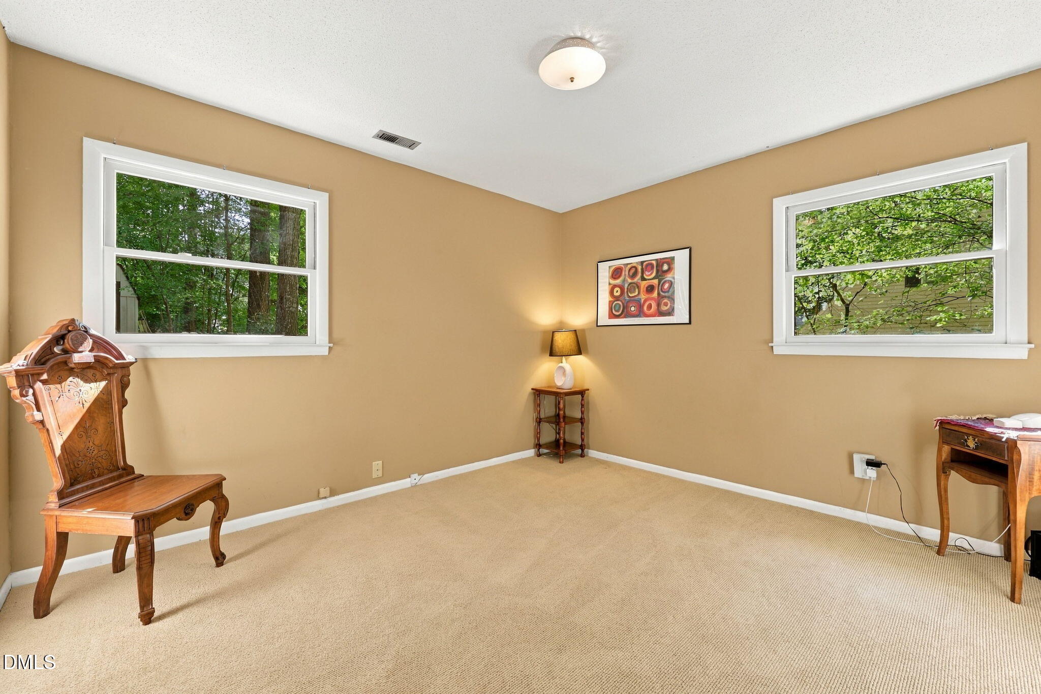 1904 Overland Drive Property Photo 11