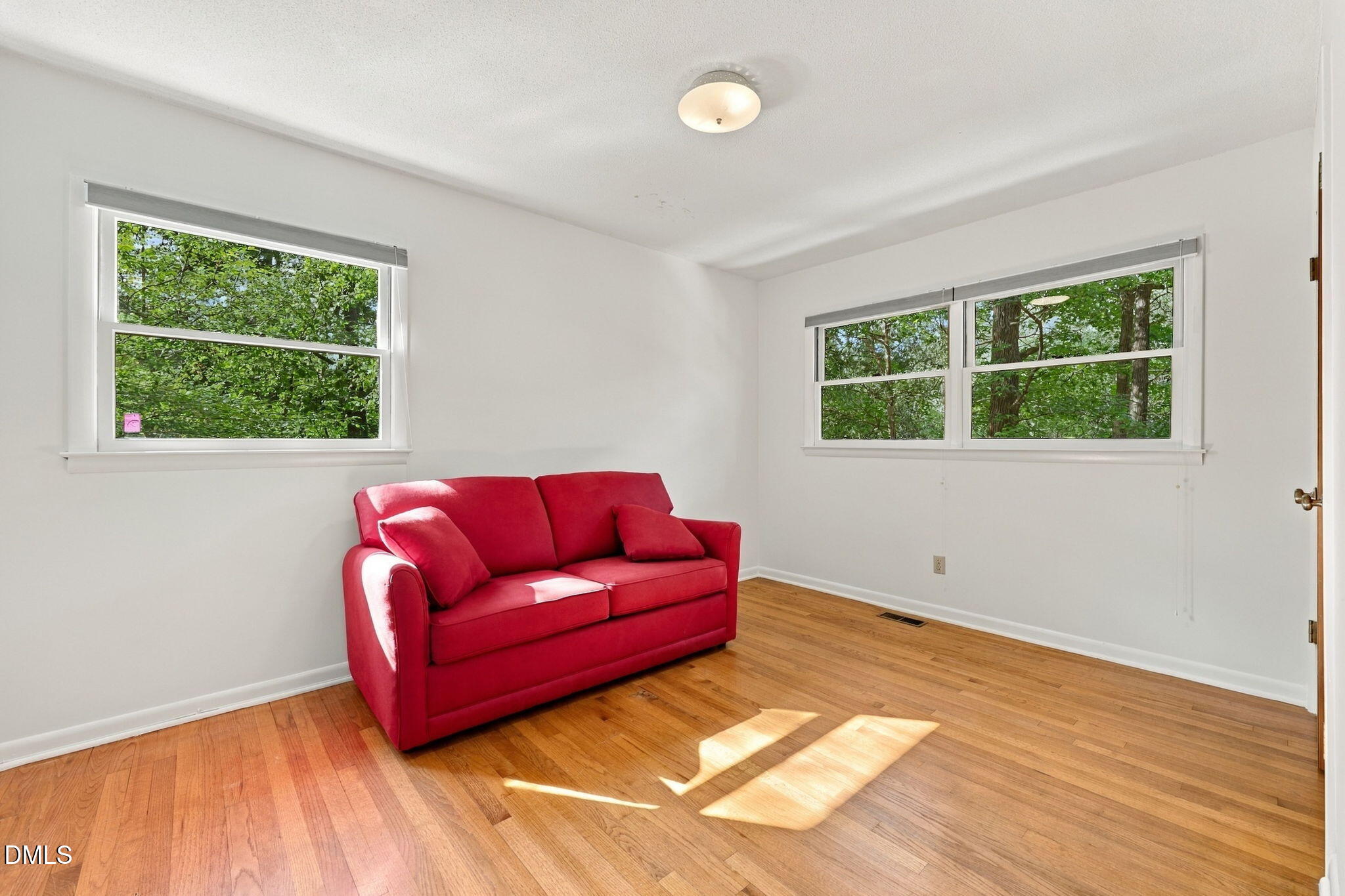 1904 Overland Drive Property Photo 14