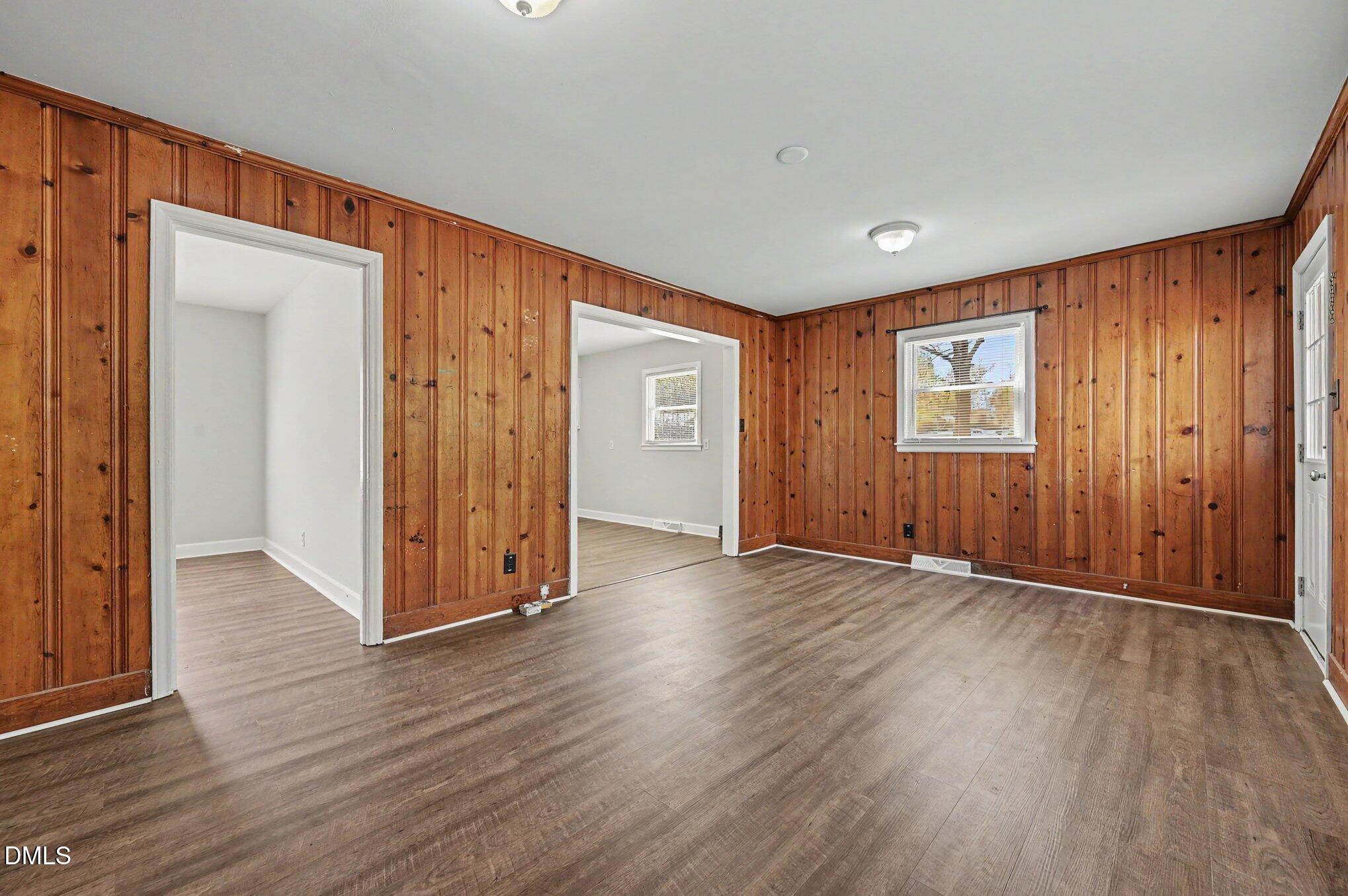 2526 Hyde Street Property Photo 7