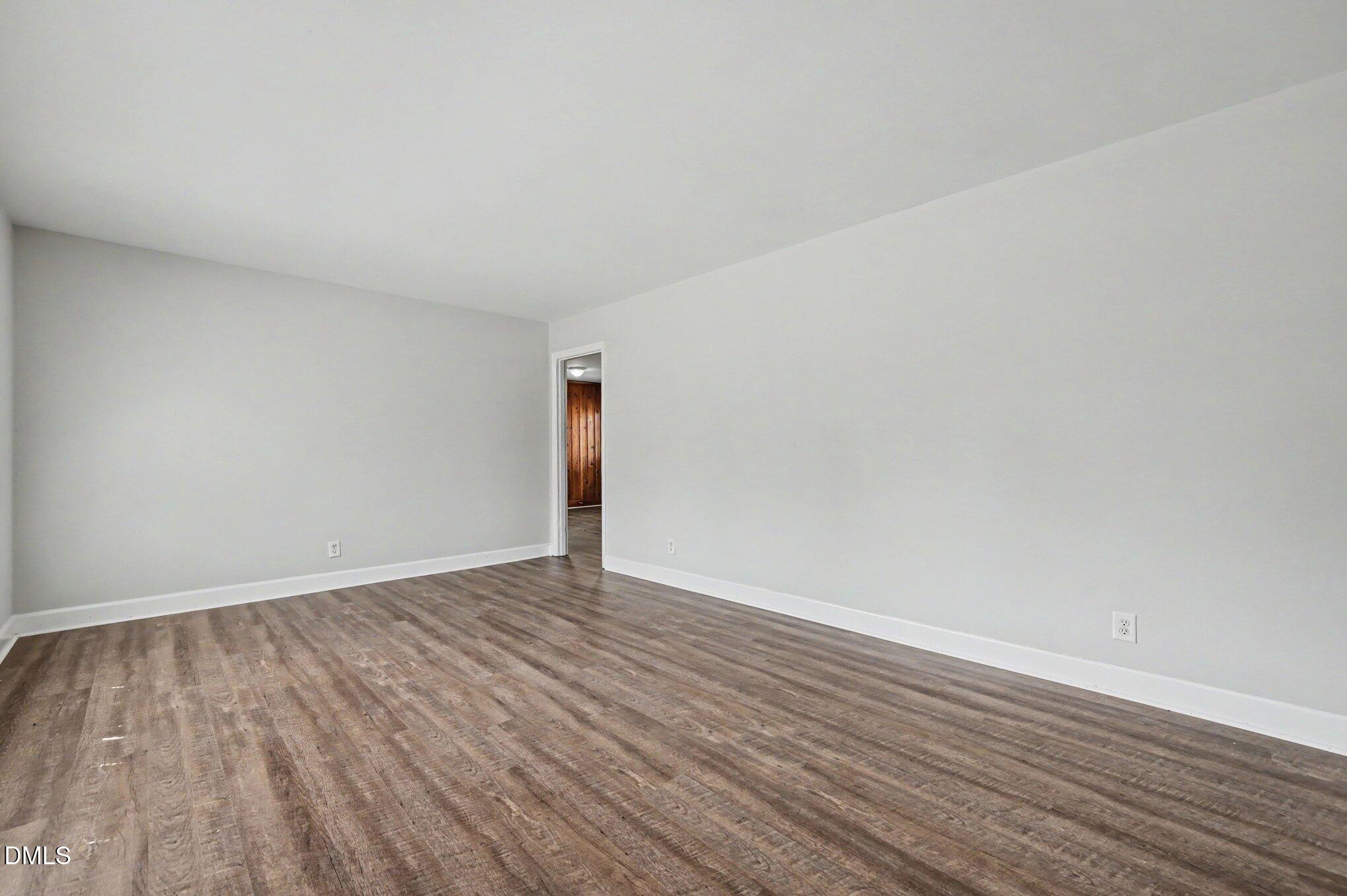 2526 Hyde Street Property Photo 12