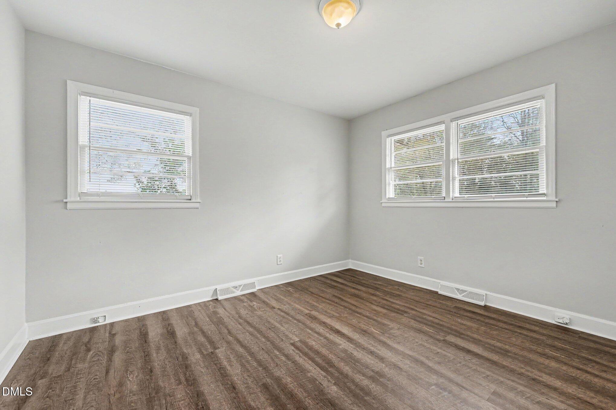 2526 Hyde Street Property Photo 15