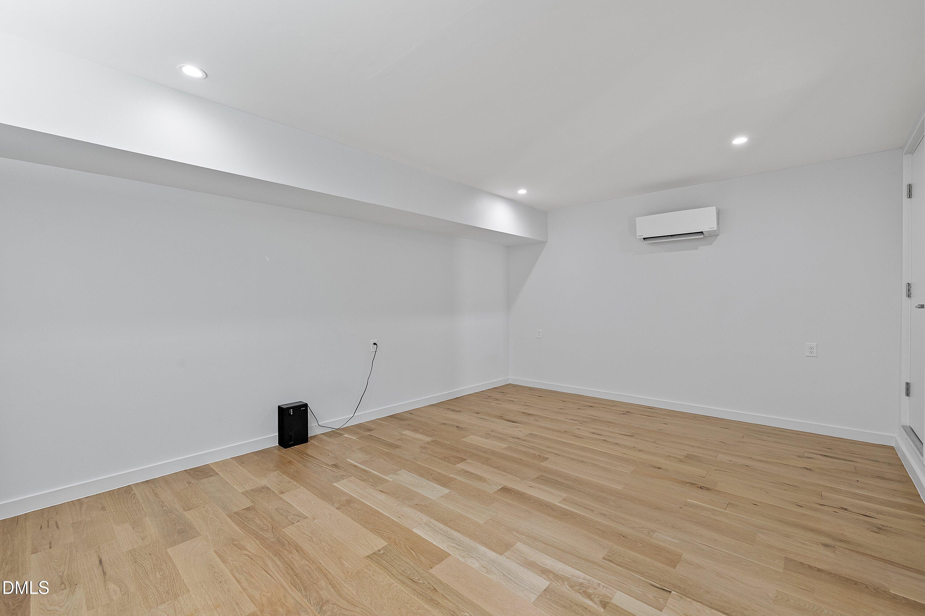 705 Lindley Drive Property Photo 34