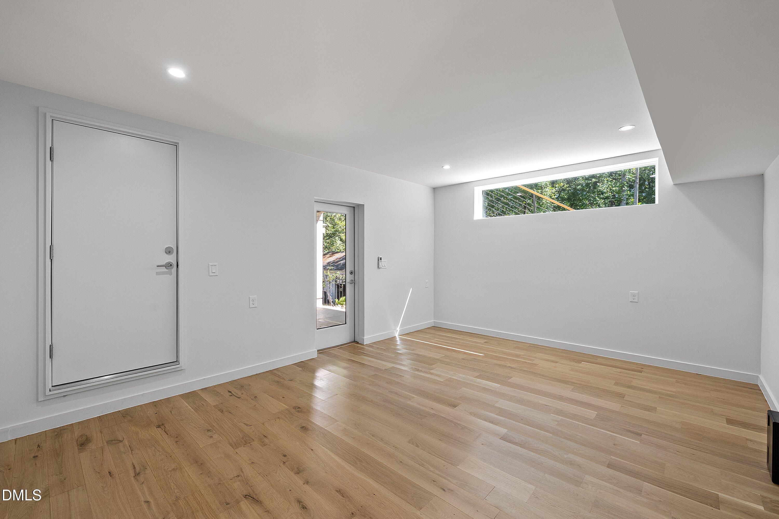 705 Lindley Drive Property Photo 35