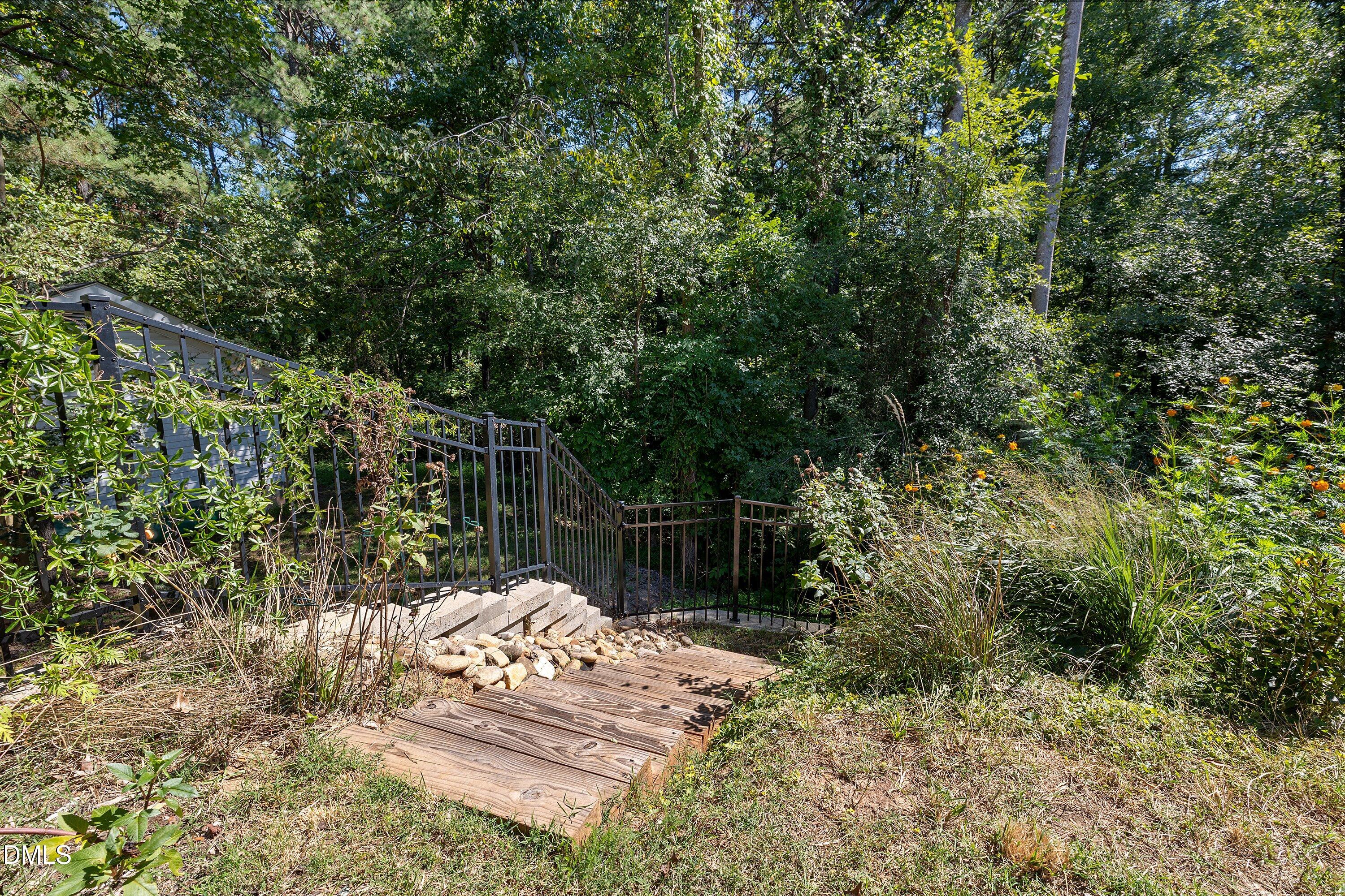 705 Lindley Drive Property Photo 40