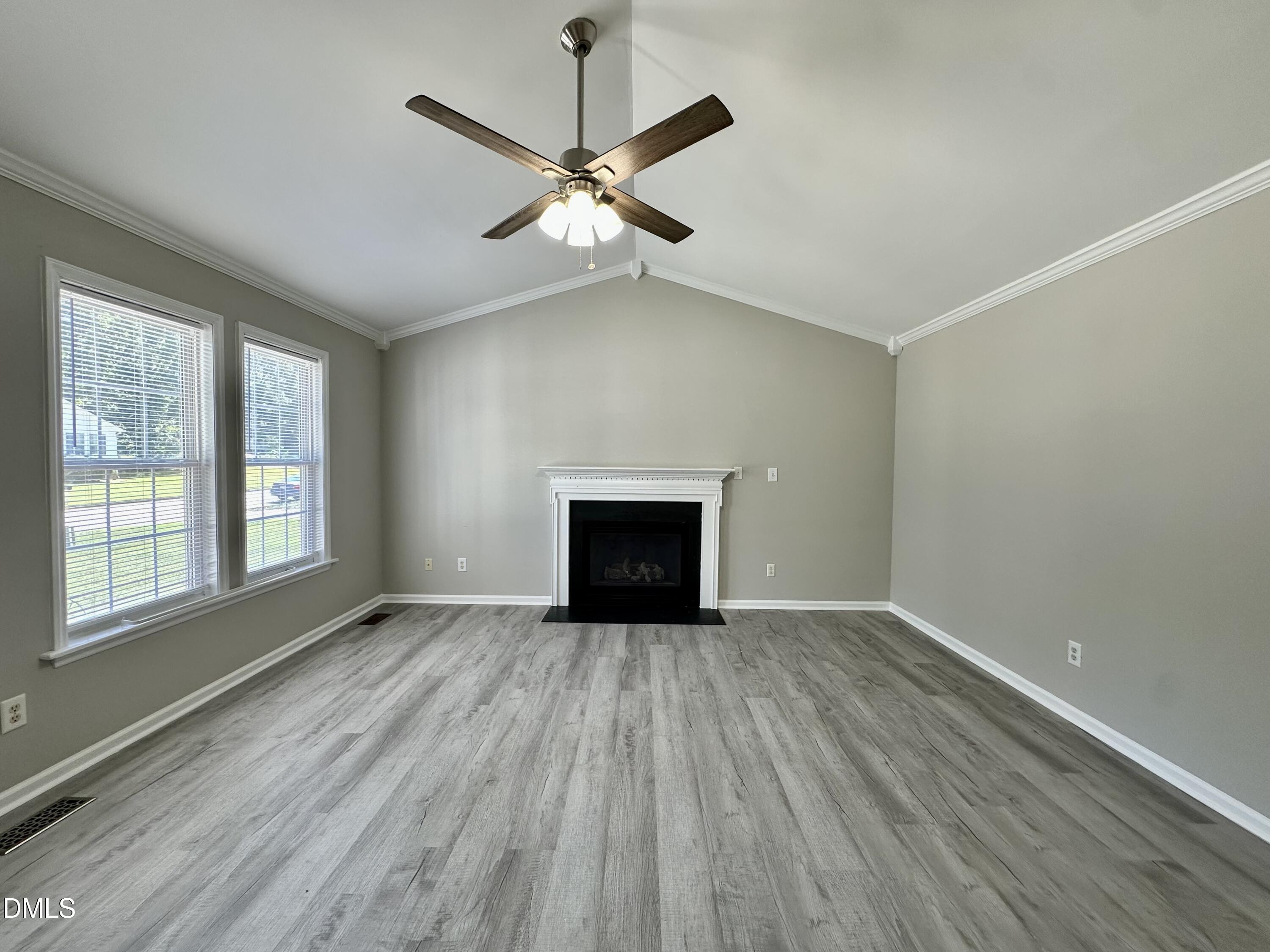 1008 Henchman Court Property Photo 4