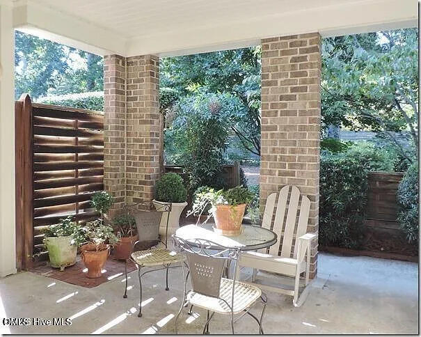 1201 Peachtree Road Nw Property Photo 4
