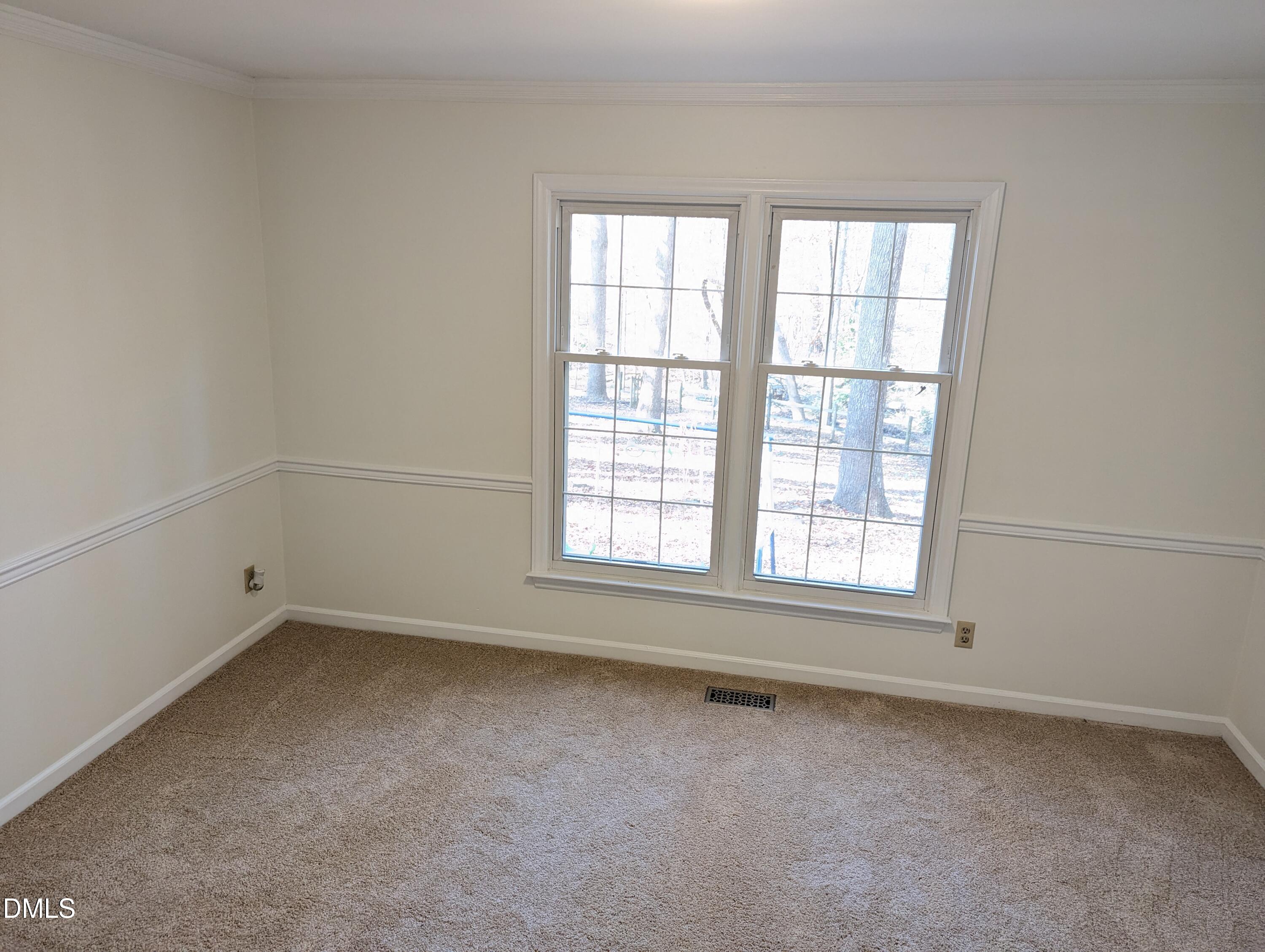 5313 Falkirk Drive Property Photo 6
