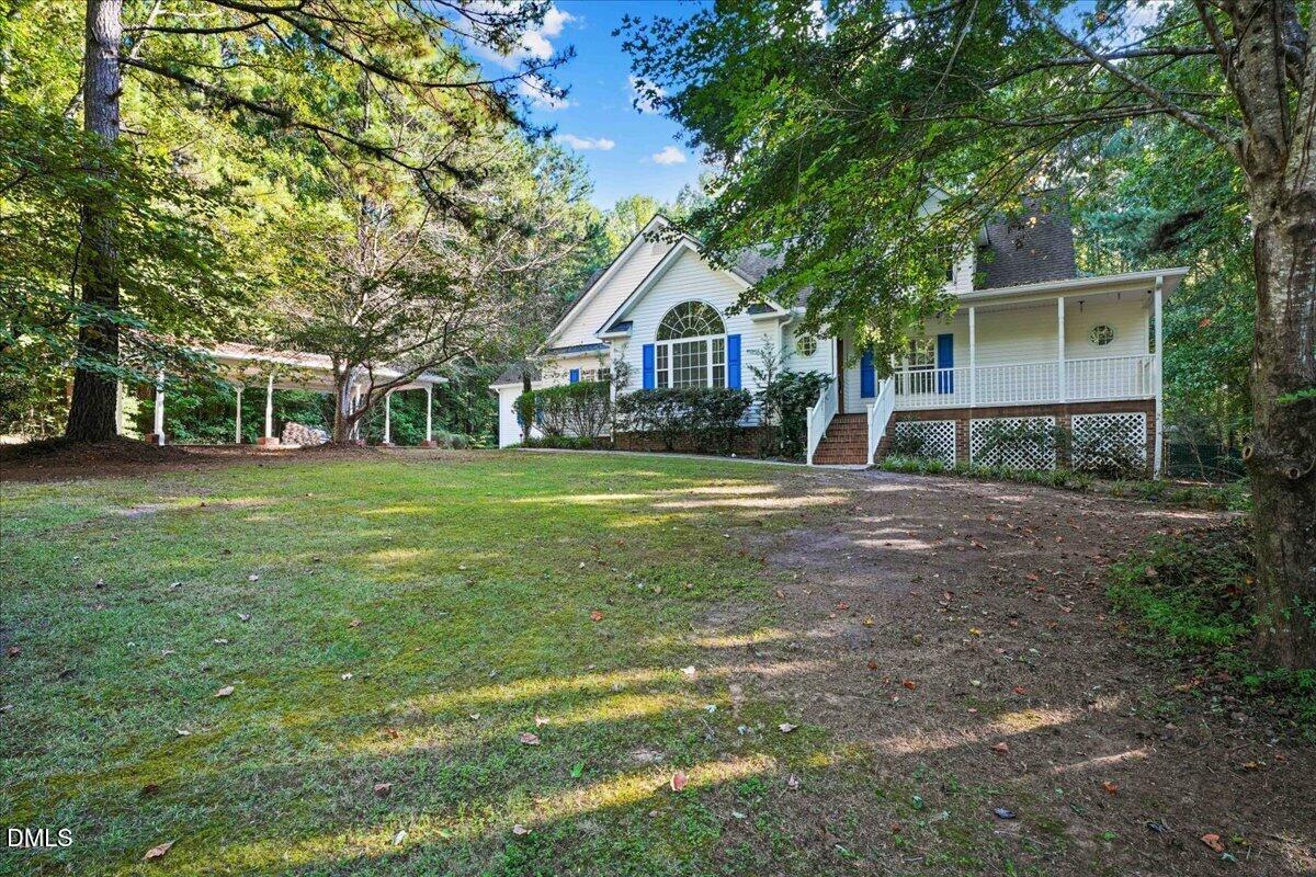 137 Redbud Drive Property Photo 3
