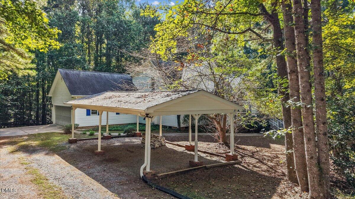 137 Redbud Drive Property Photo 4