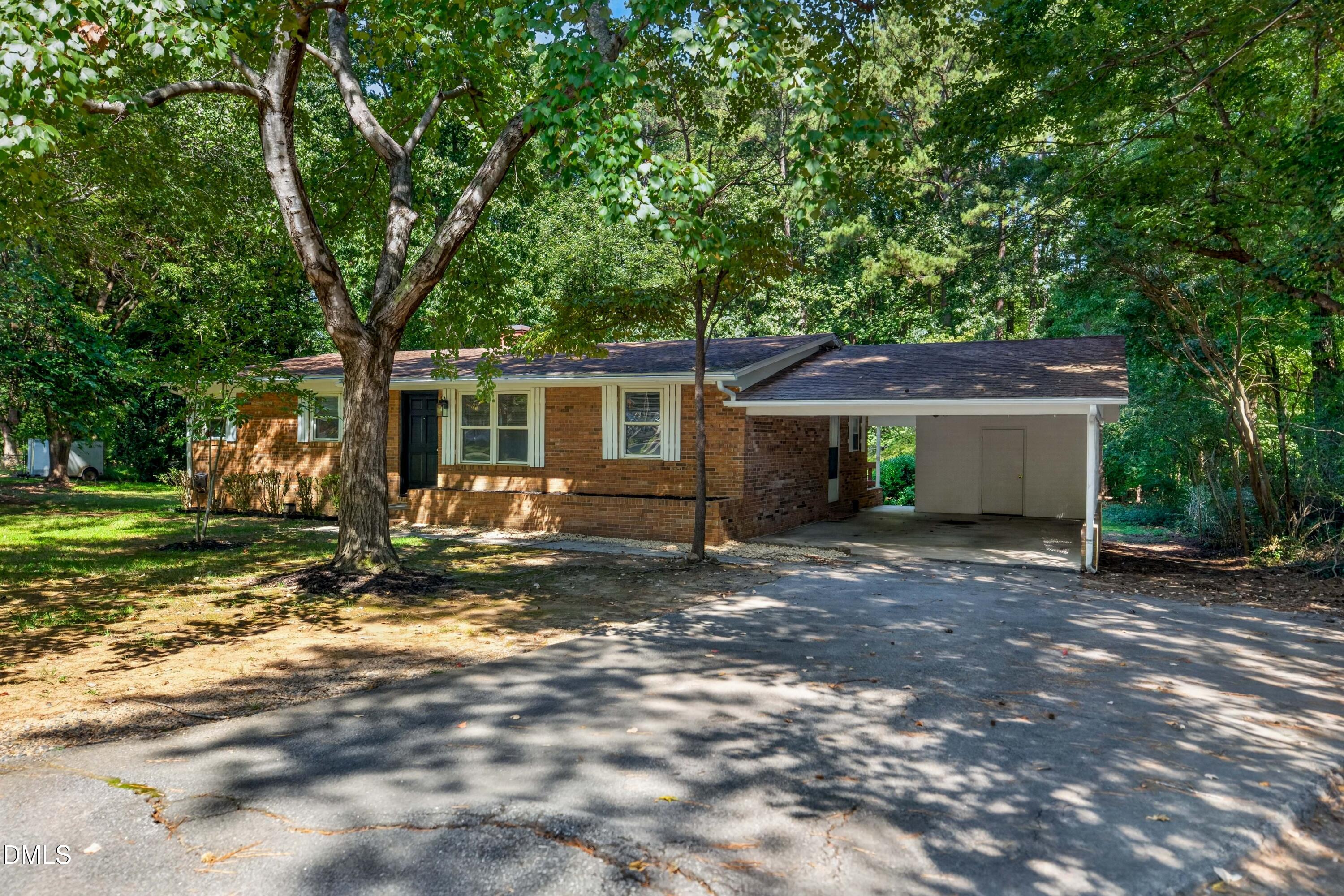 3112 Rosebriar Drive Property Photo 2