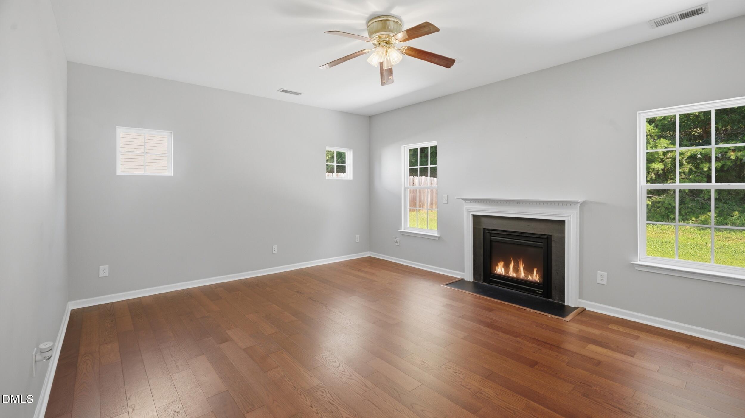 2016 Heron Pointe Drive Property Photo 9