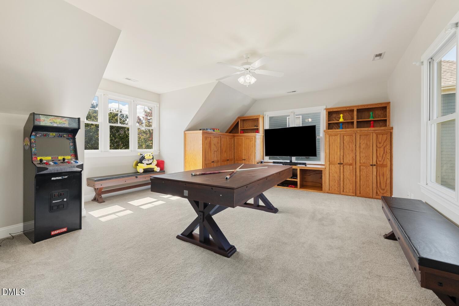 905 Hosta Valley Court Property Photo 27