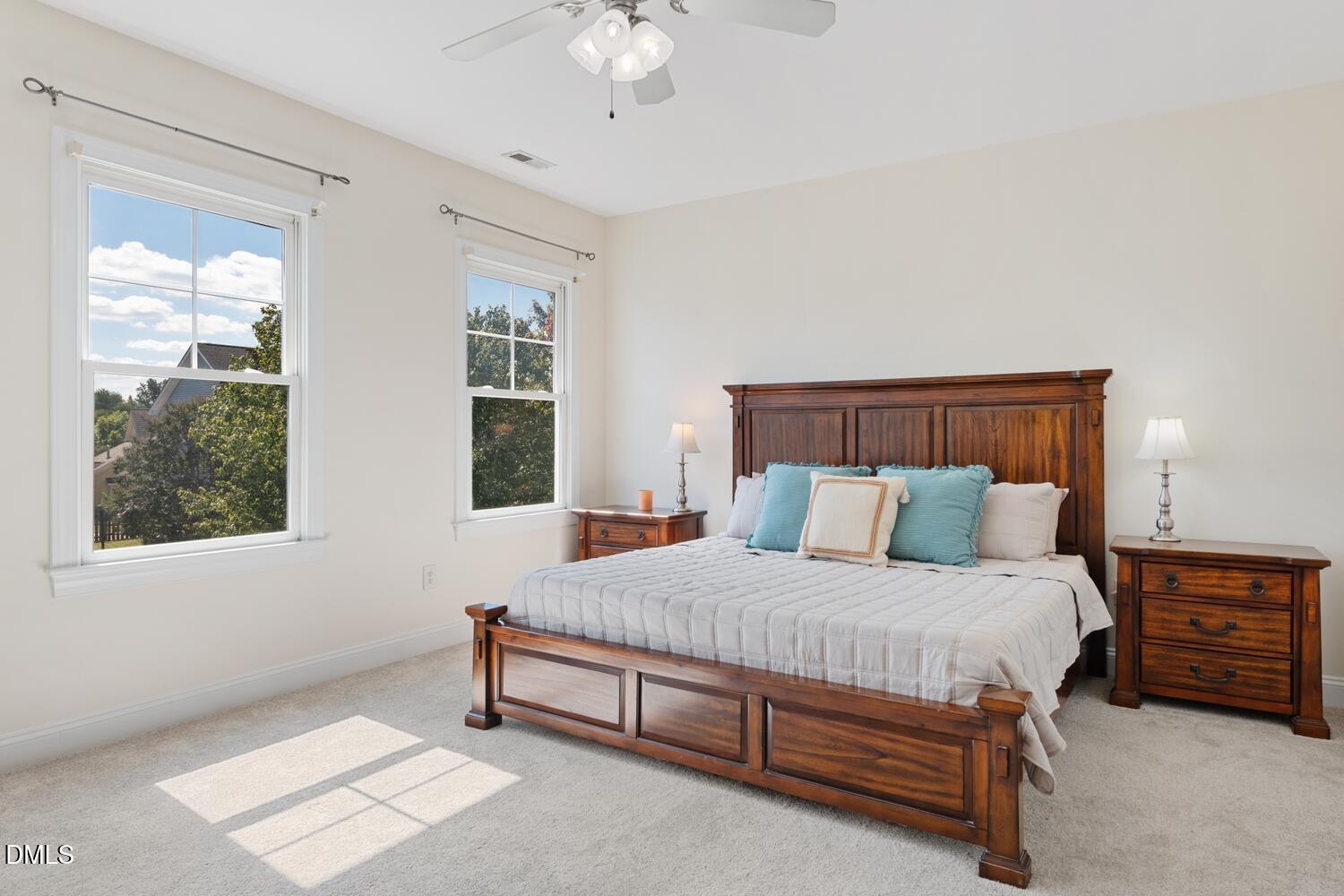 905 Hosta Valley Court Property Photo 30