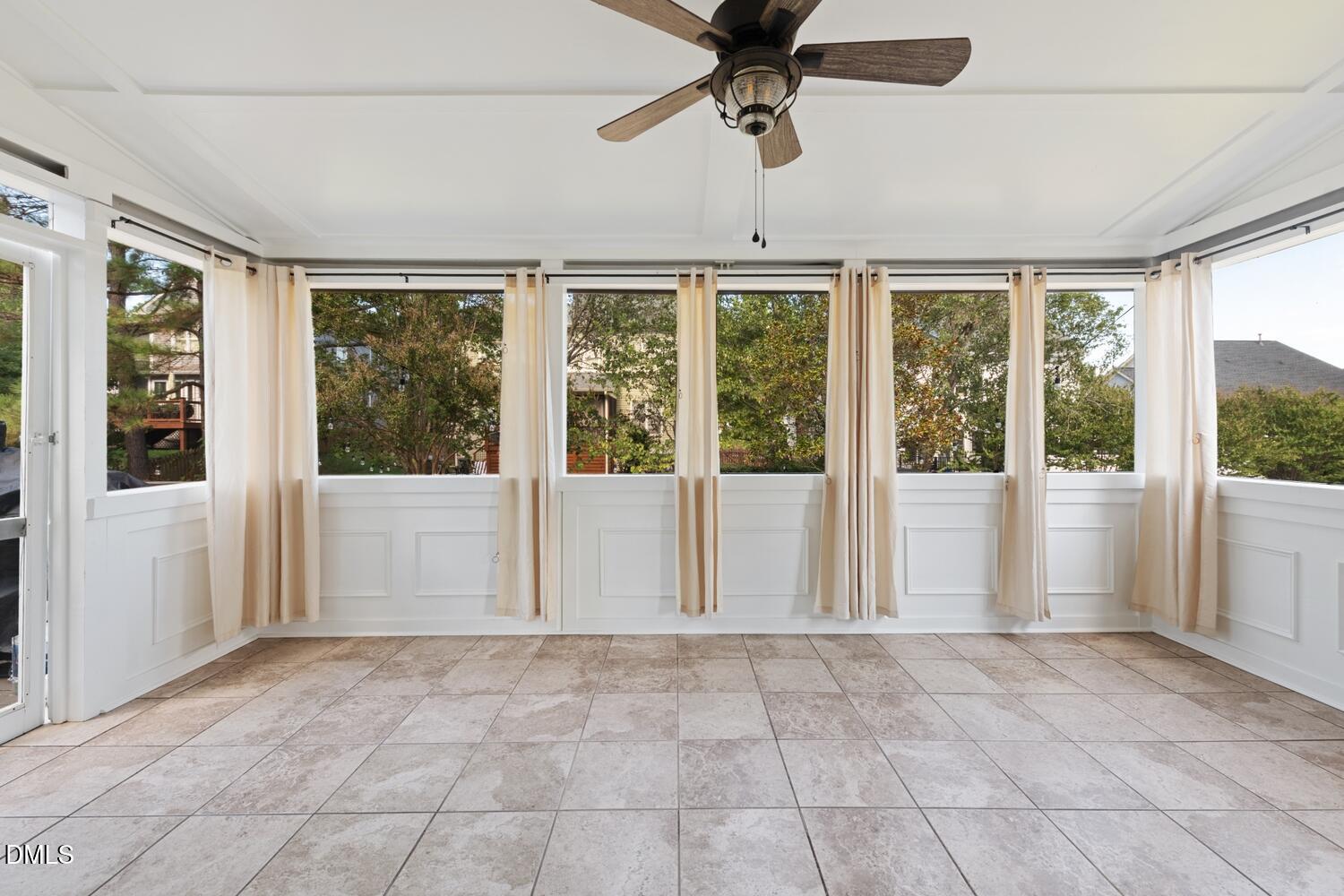 905 Hosta Valley Court Property Photo 43