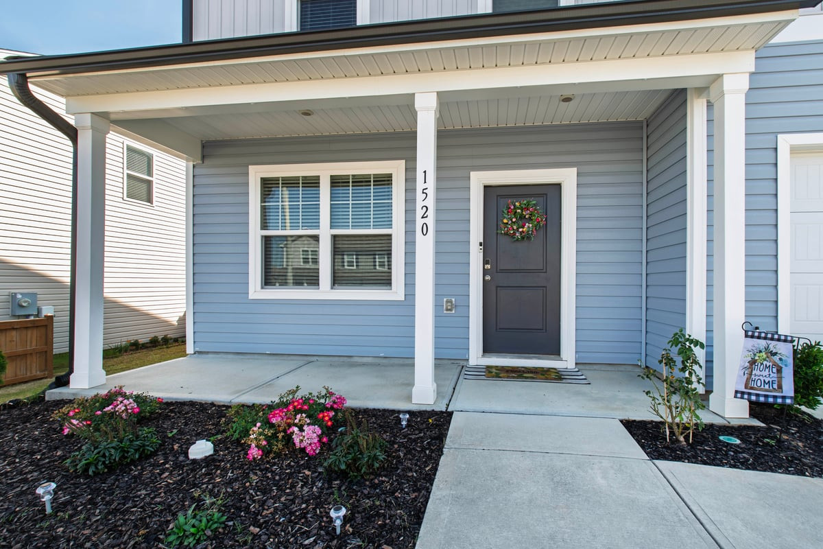 1520 Crested Iris Street Property Photo 7