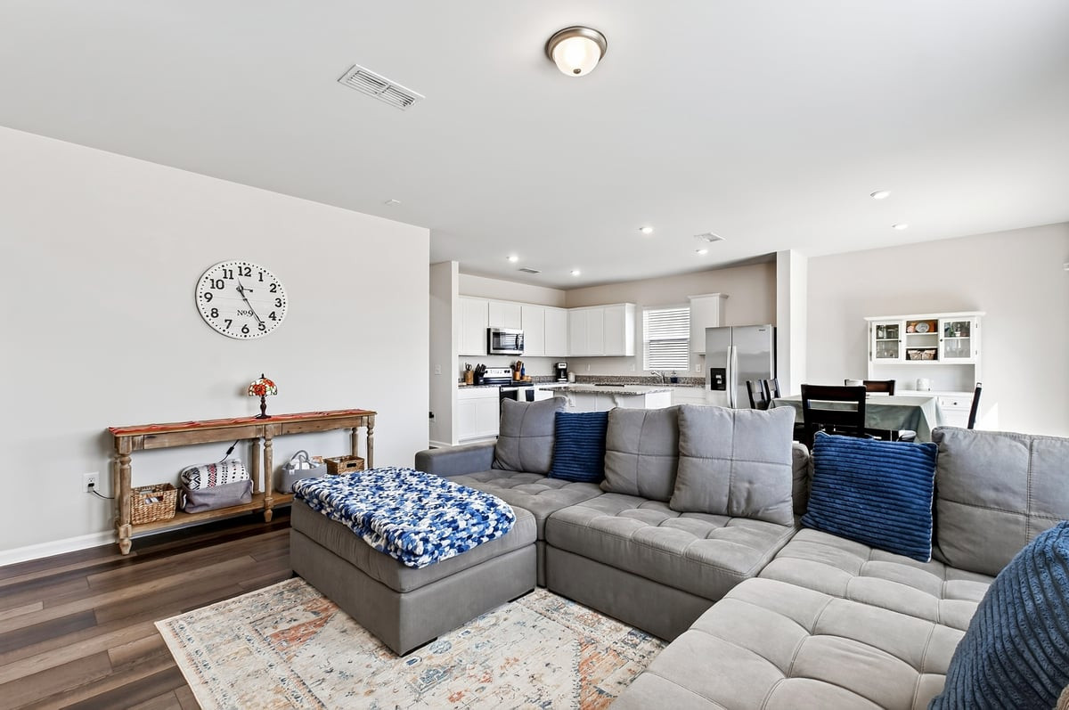 1520 Crested Iris Street Property Photo 22