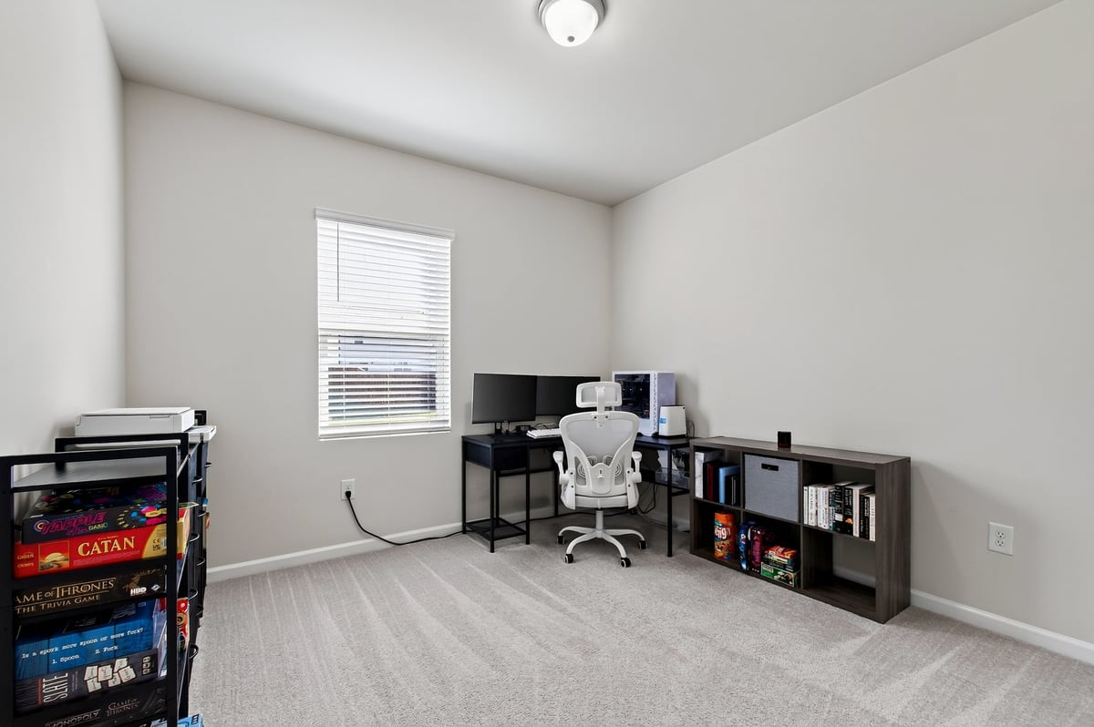 1520 Crested Iris Street Property Photo 24