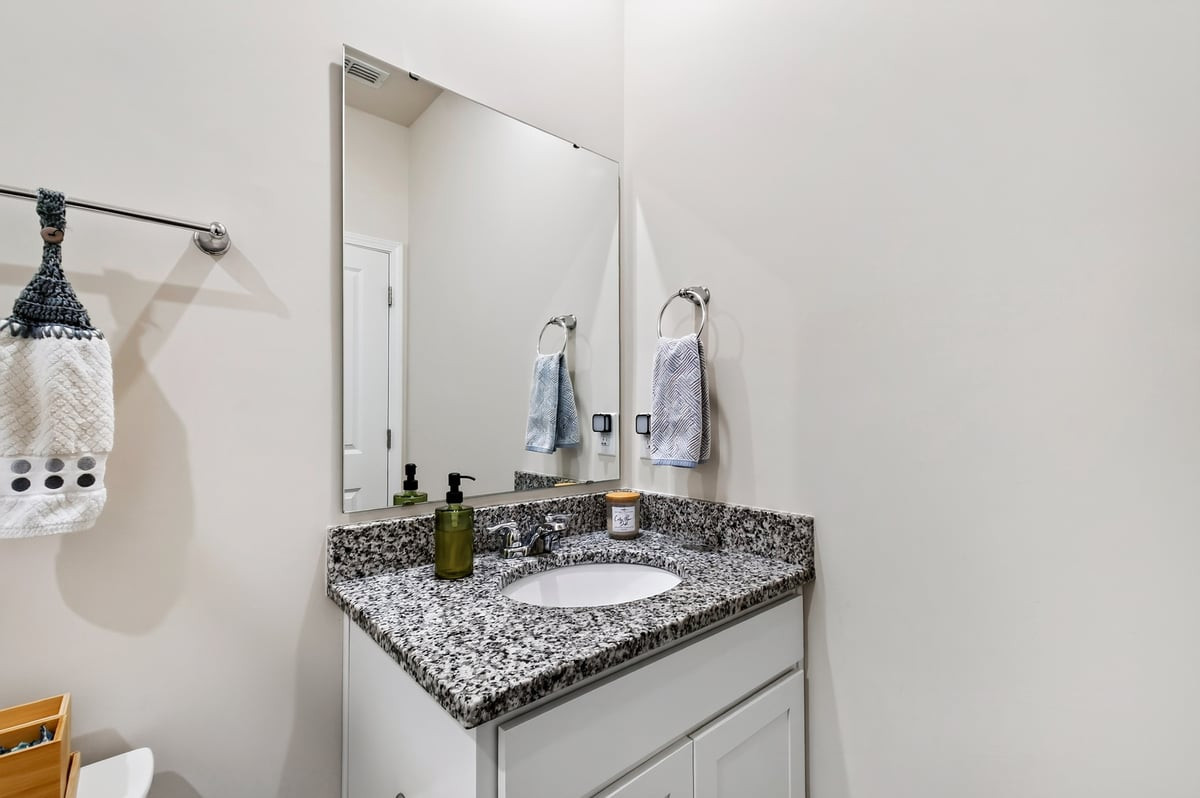 1520 Crested Iris Street Property Photo 26