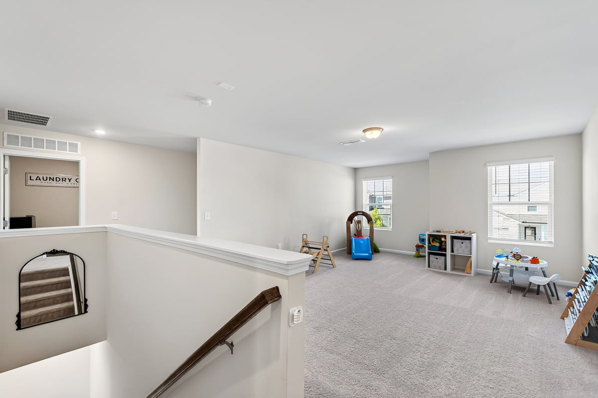 1520 Crested Iris Street Property Photo 30