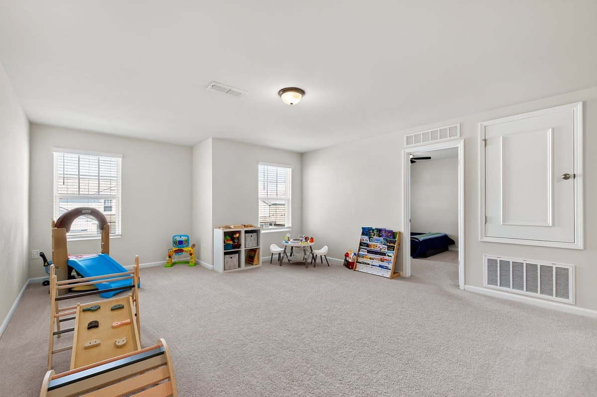 1520 Crested Iris Street Property Photo 31