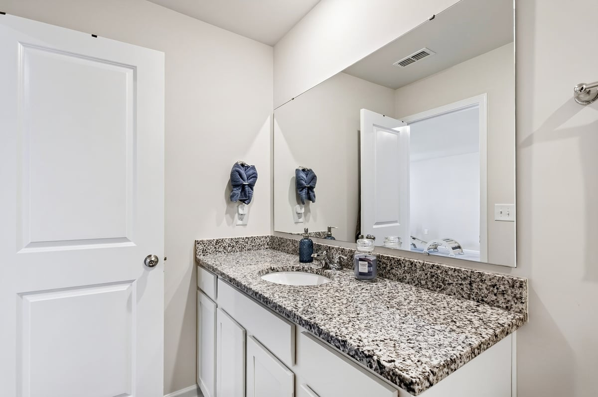 1520 Crested Iris Street Property Photo 33