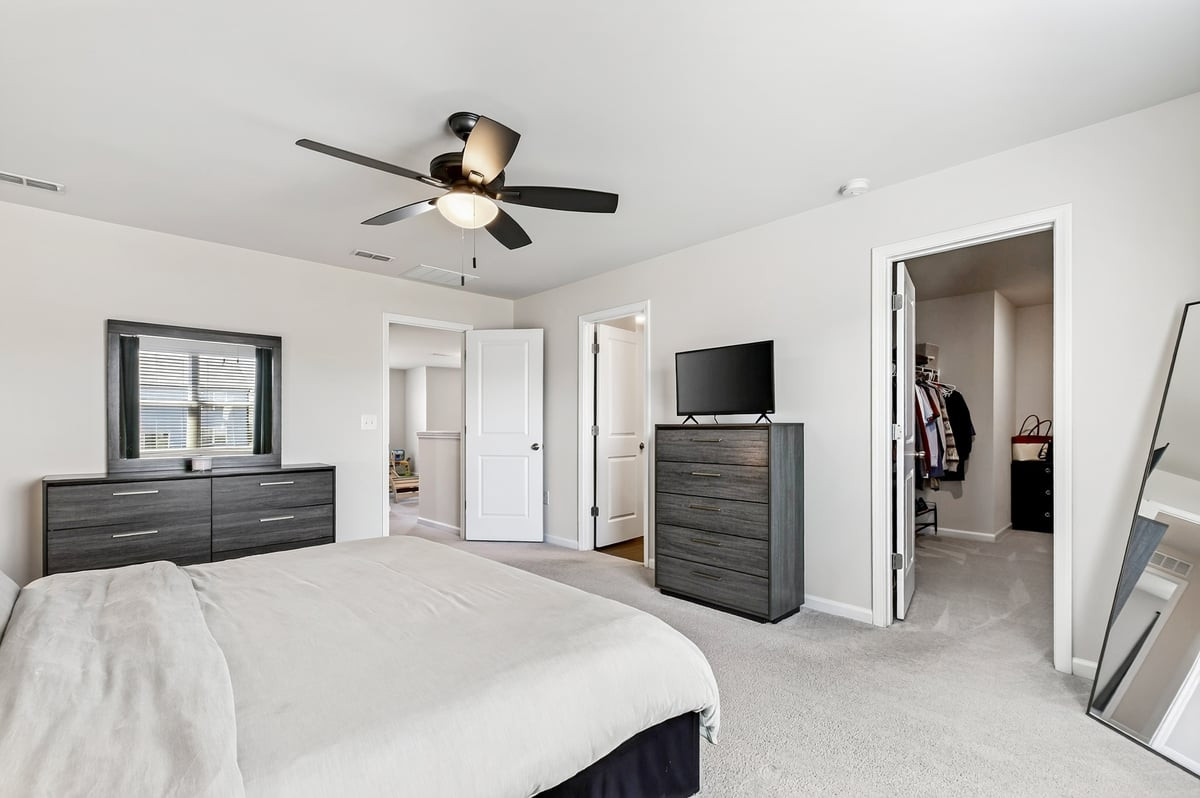 1520 Crested Iris Street Property Photo 40