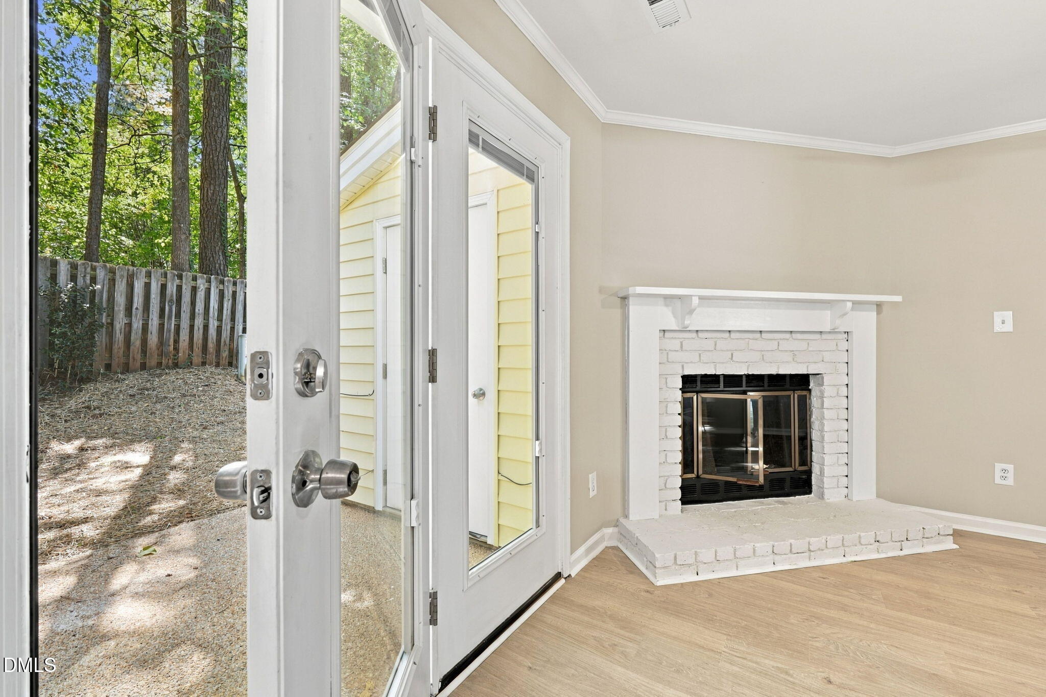 141 Village Green Trail Property Photo 18