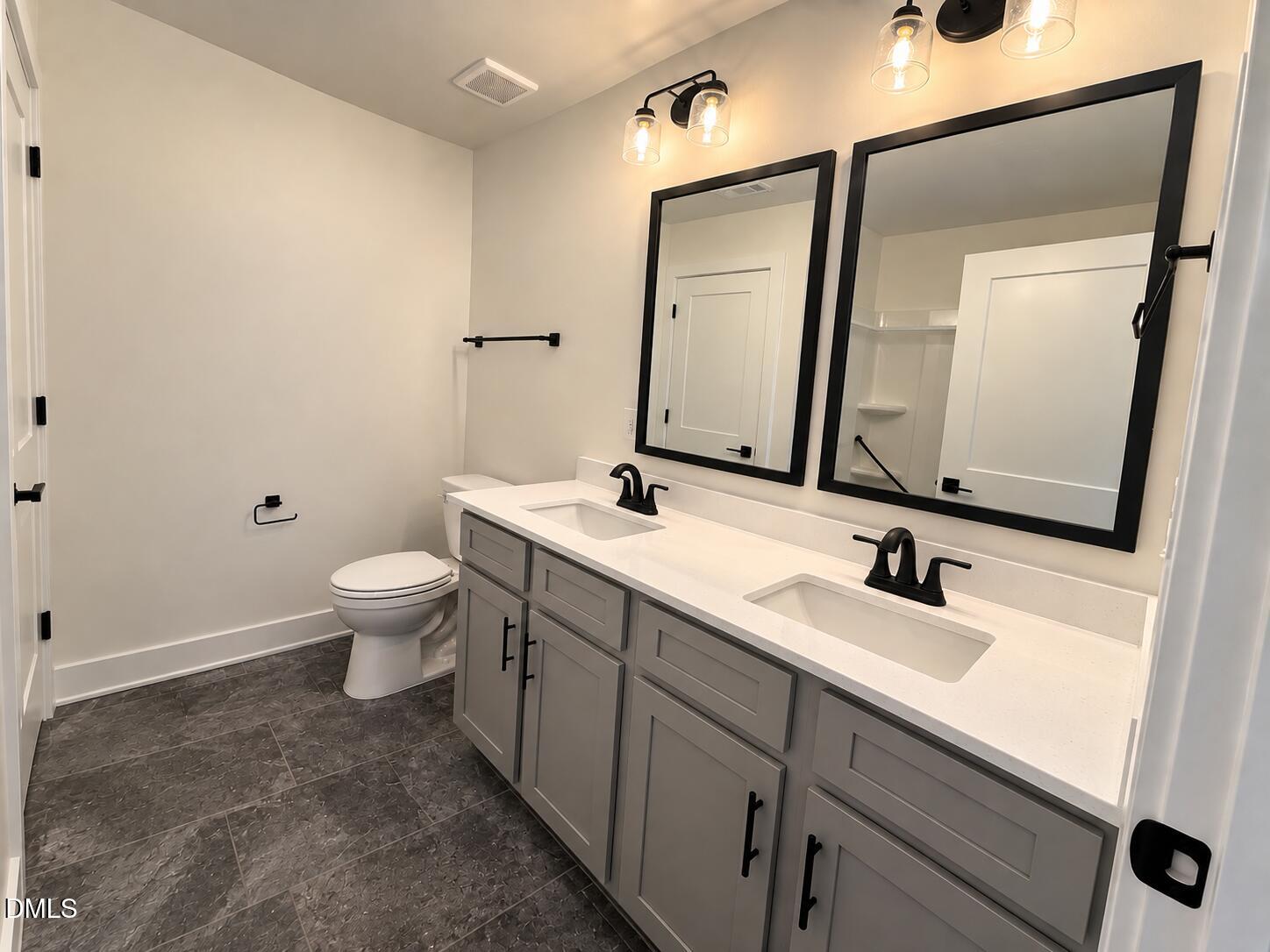 2008 Tharrington Way Property Photo 18