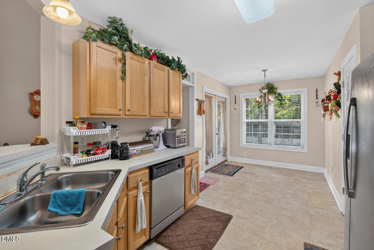 6813 Barbee Road Property Photo 15