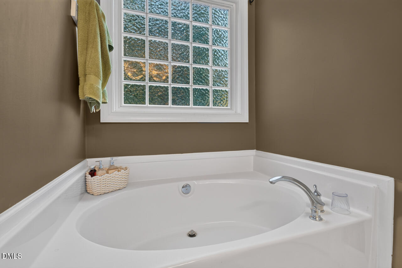 6813 Barbee Road Property Photo 26