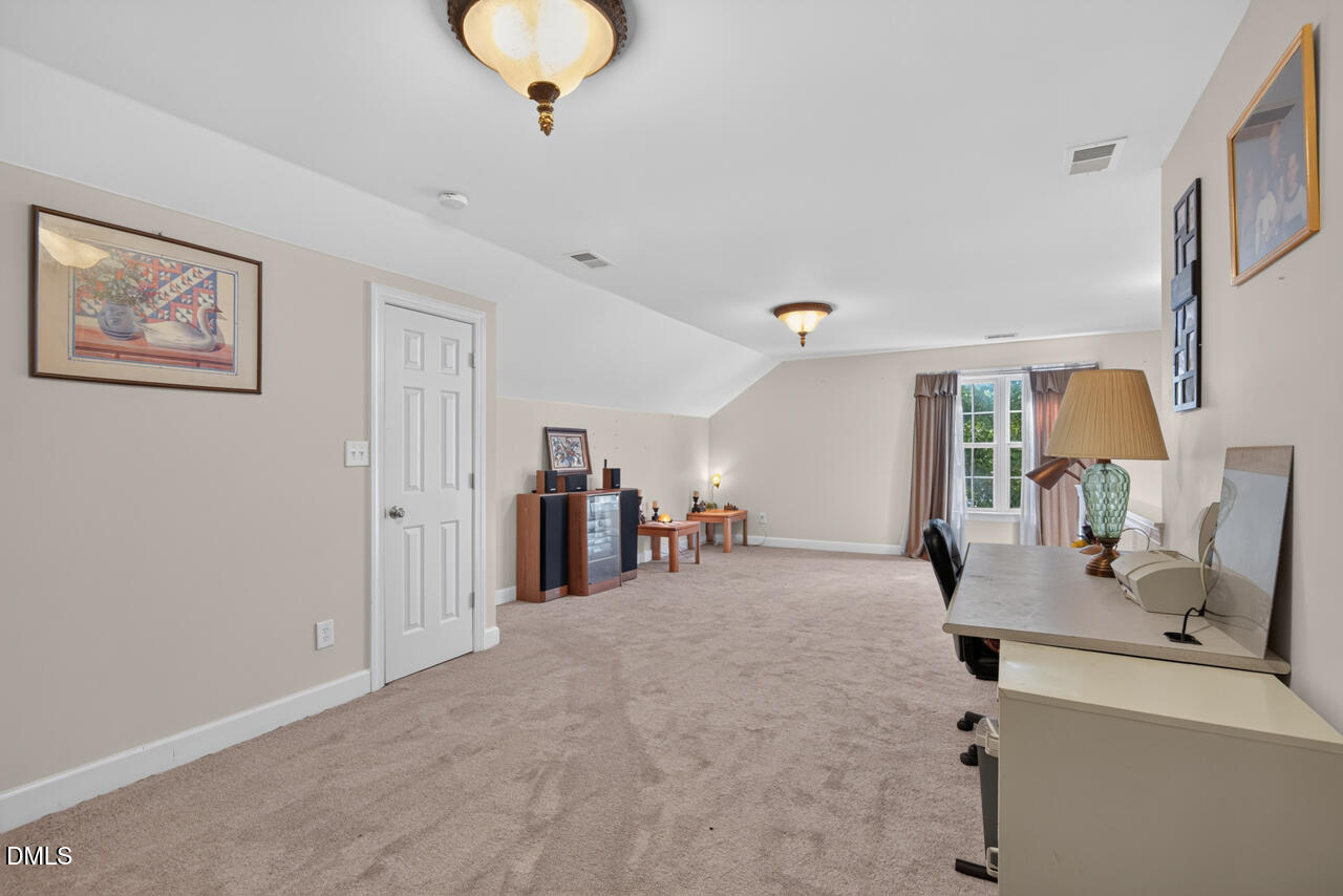 6813 Barbee Road Property Photo 30