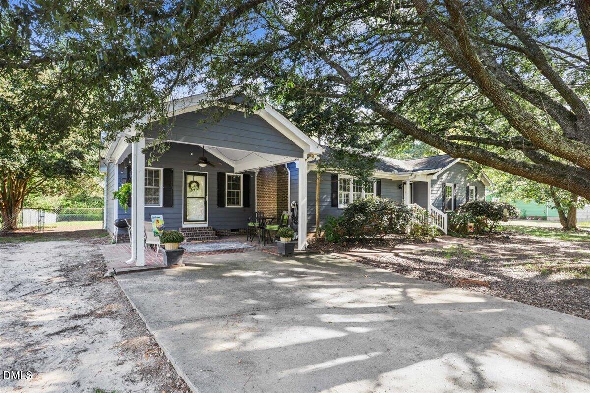 111 Oak Ridge Drive Property Photo 3