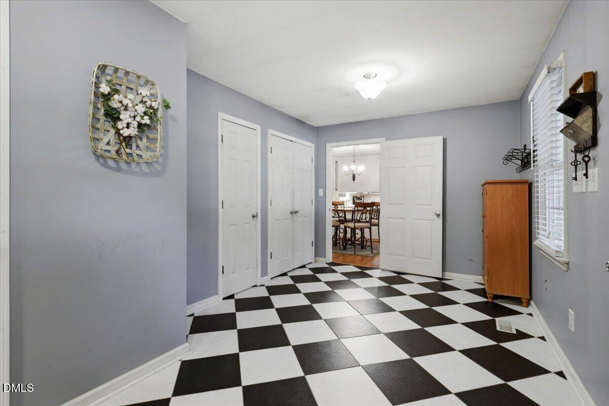 111 Oak Ridge Drive Property Photo 16