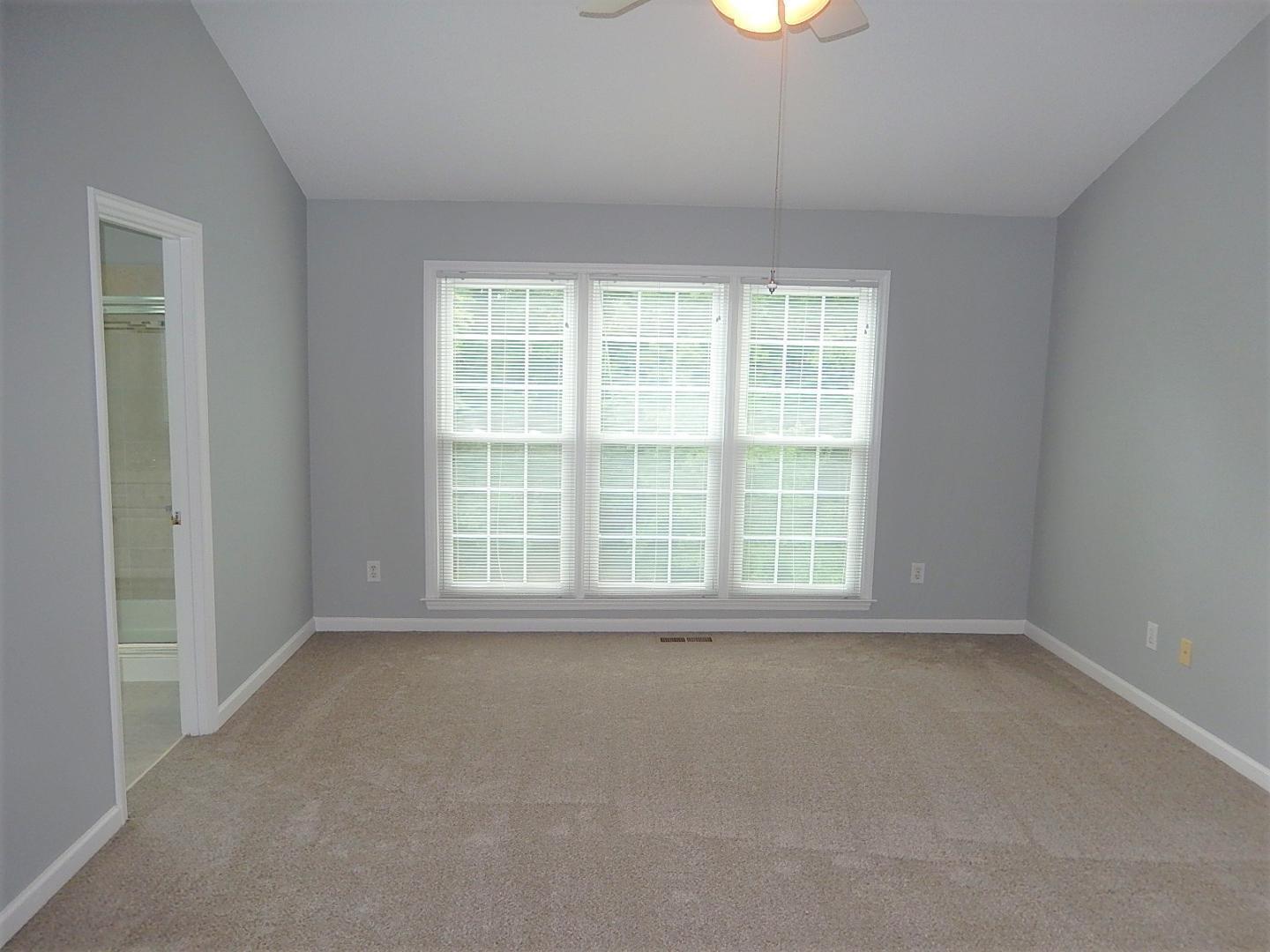 9801 Goodrum Court Property Photo 12
