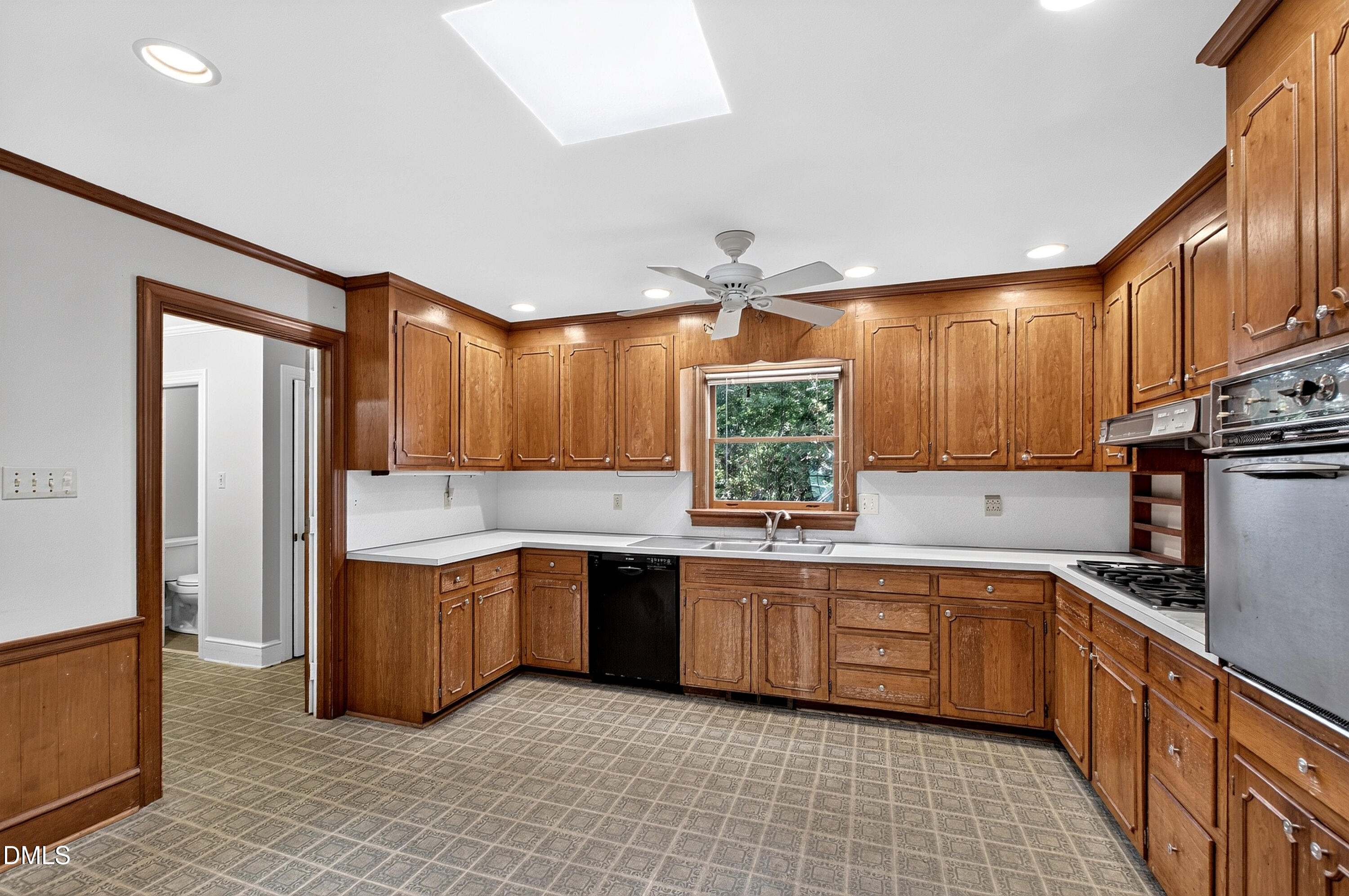 3705 Stonehaven Drive Property Photo 14