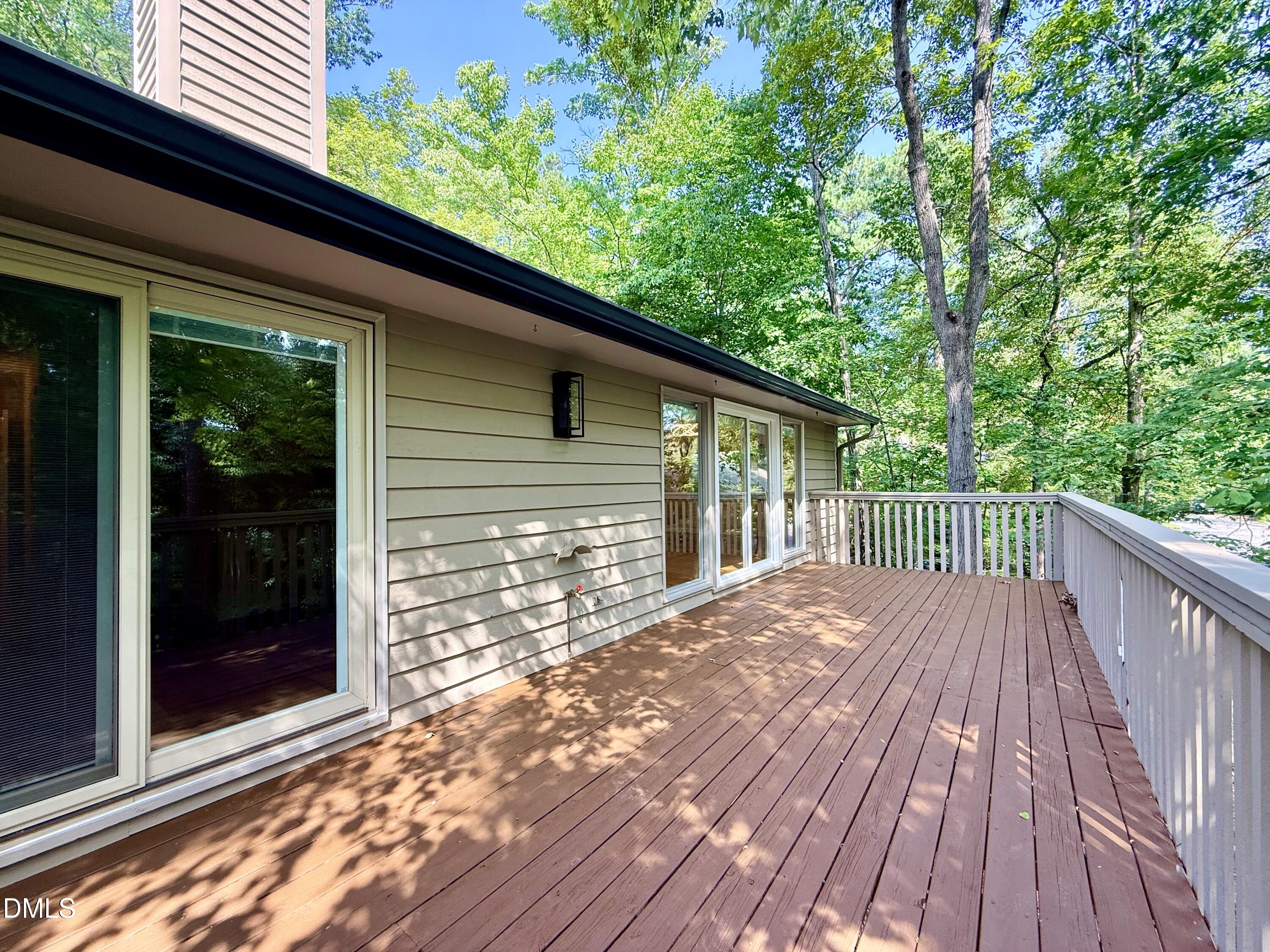 106 Montrose Drive Property Photo 13