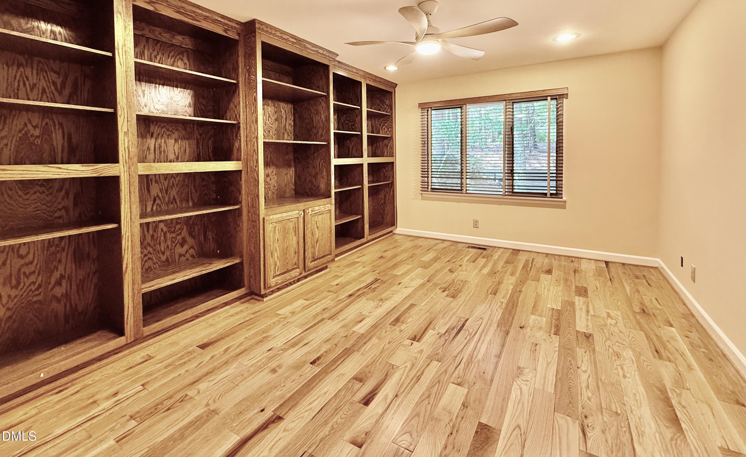 106 Montrose Drive Property Photo 26