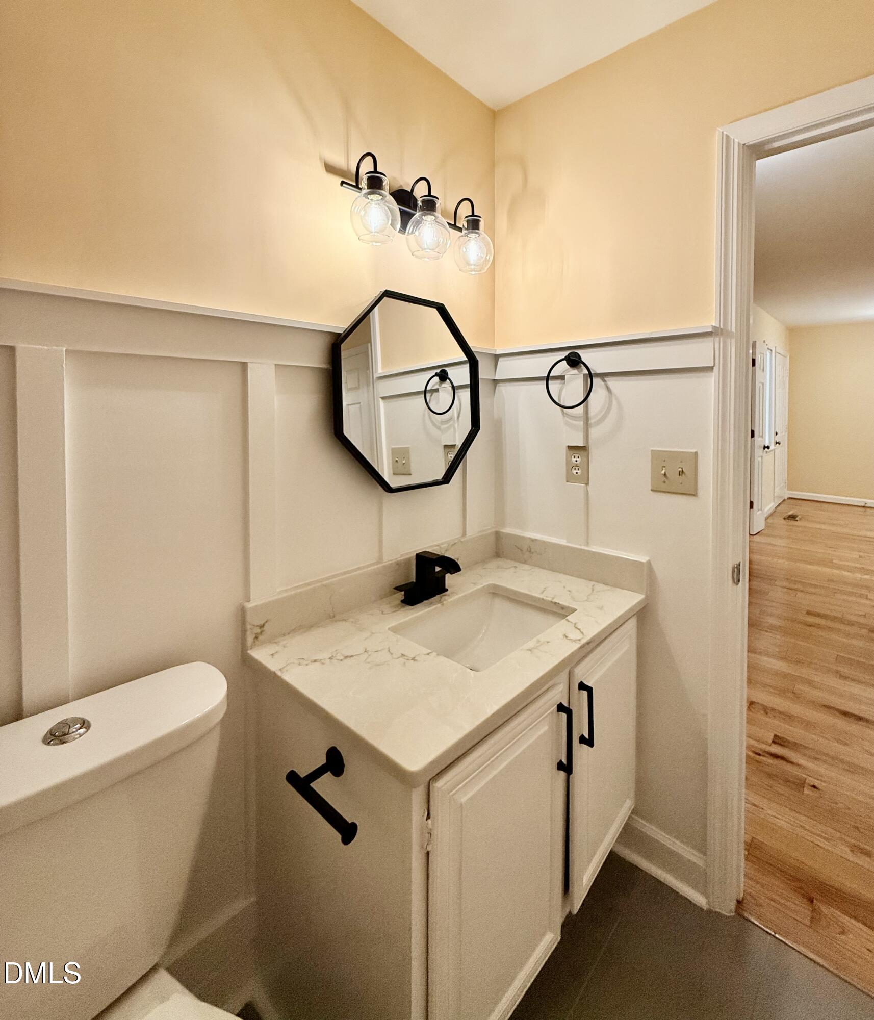 106 Montrose Drive Property Photo 35
