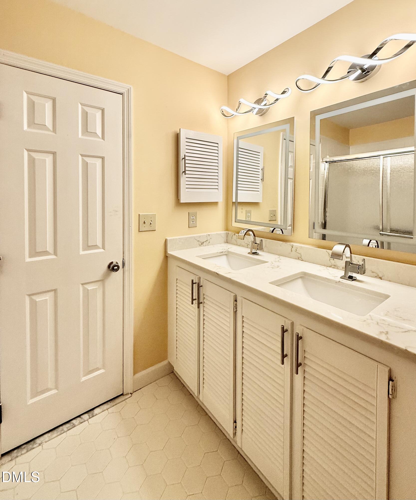 106 Montrose Drive Property Photo 47