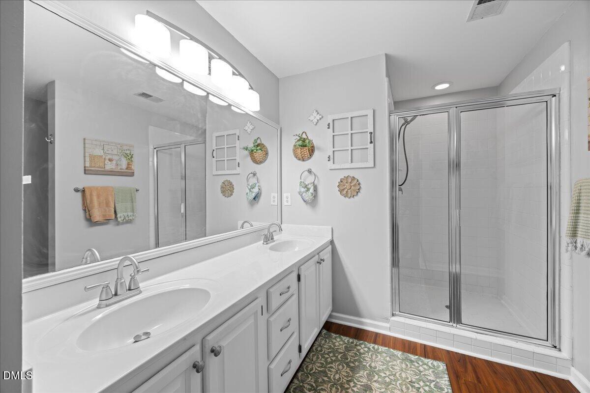 317 Glen Echo Lane E Property Photo 16