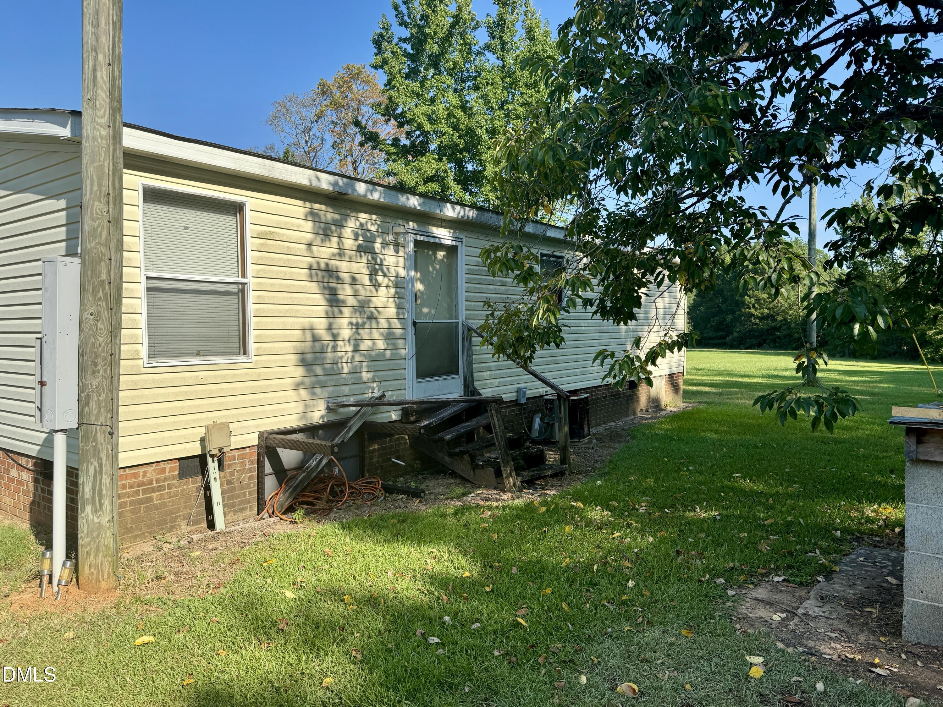 308 Blacks Road Property Photo 4