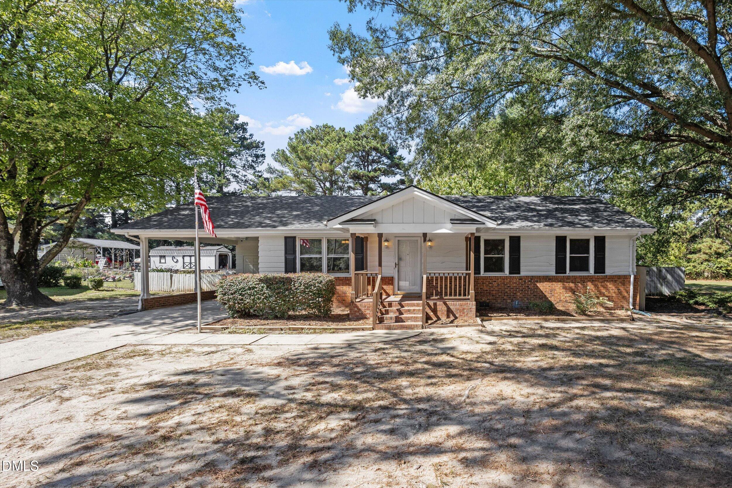 2113 James Slaughter Road Property Photo 1