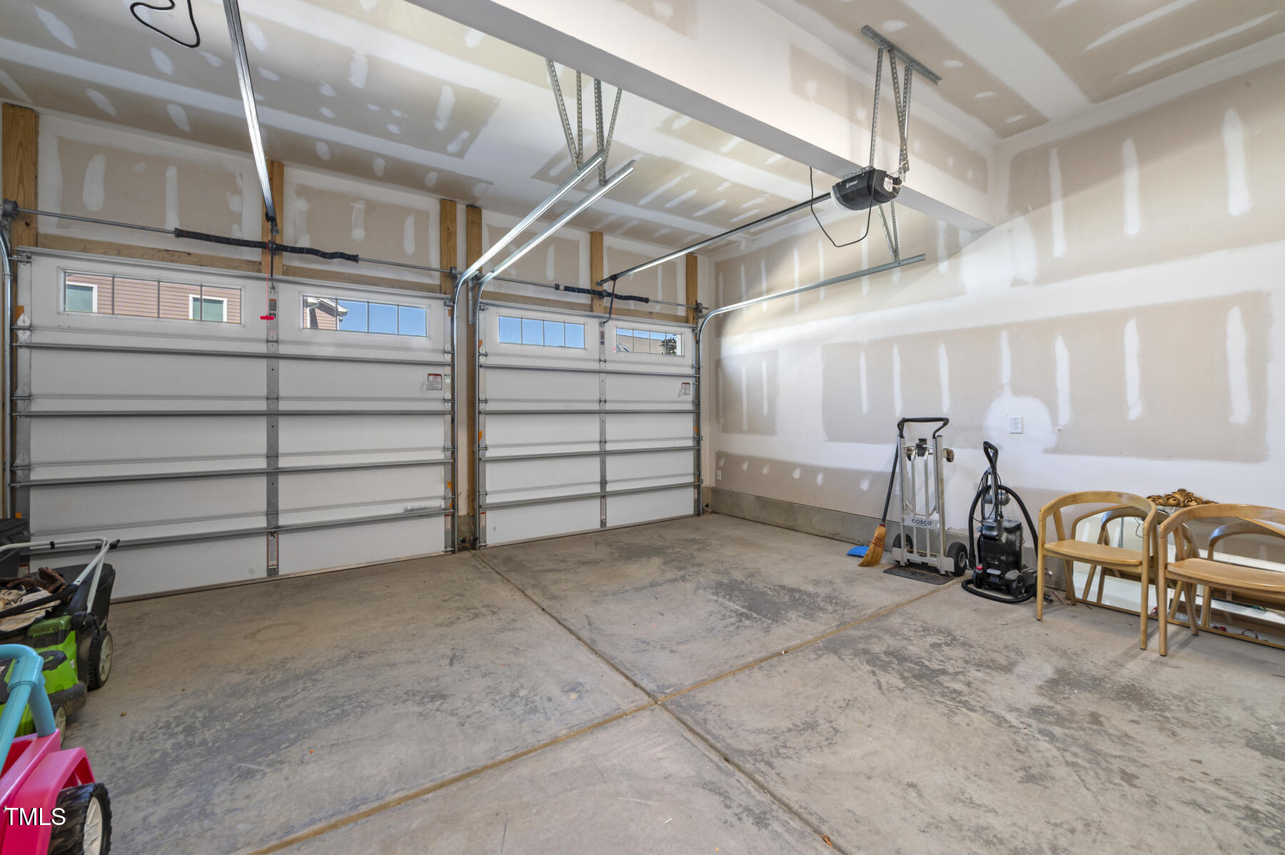 217 Tumbling River Drive Property Photo 63