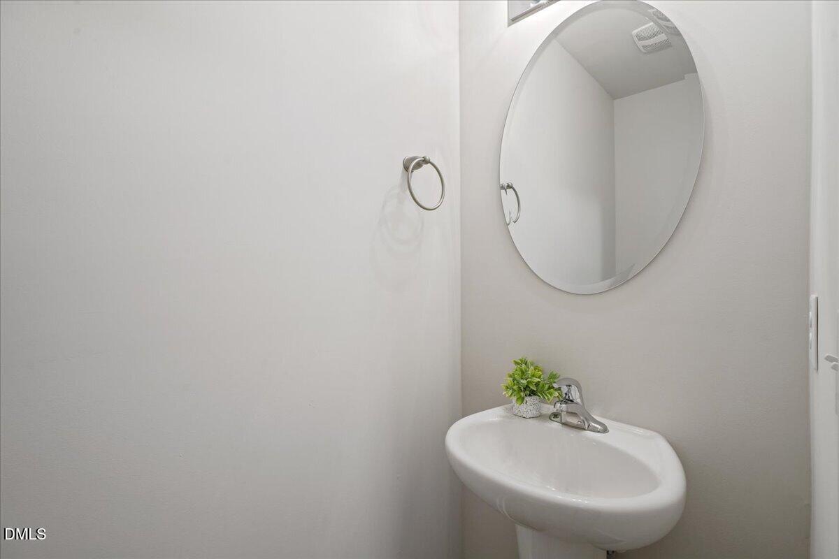 4225 Meadowview Lane Property Photo 21