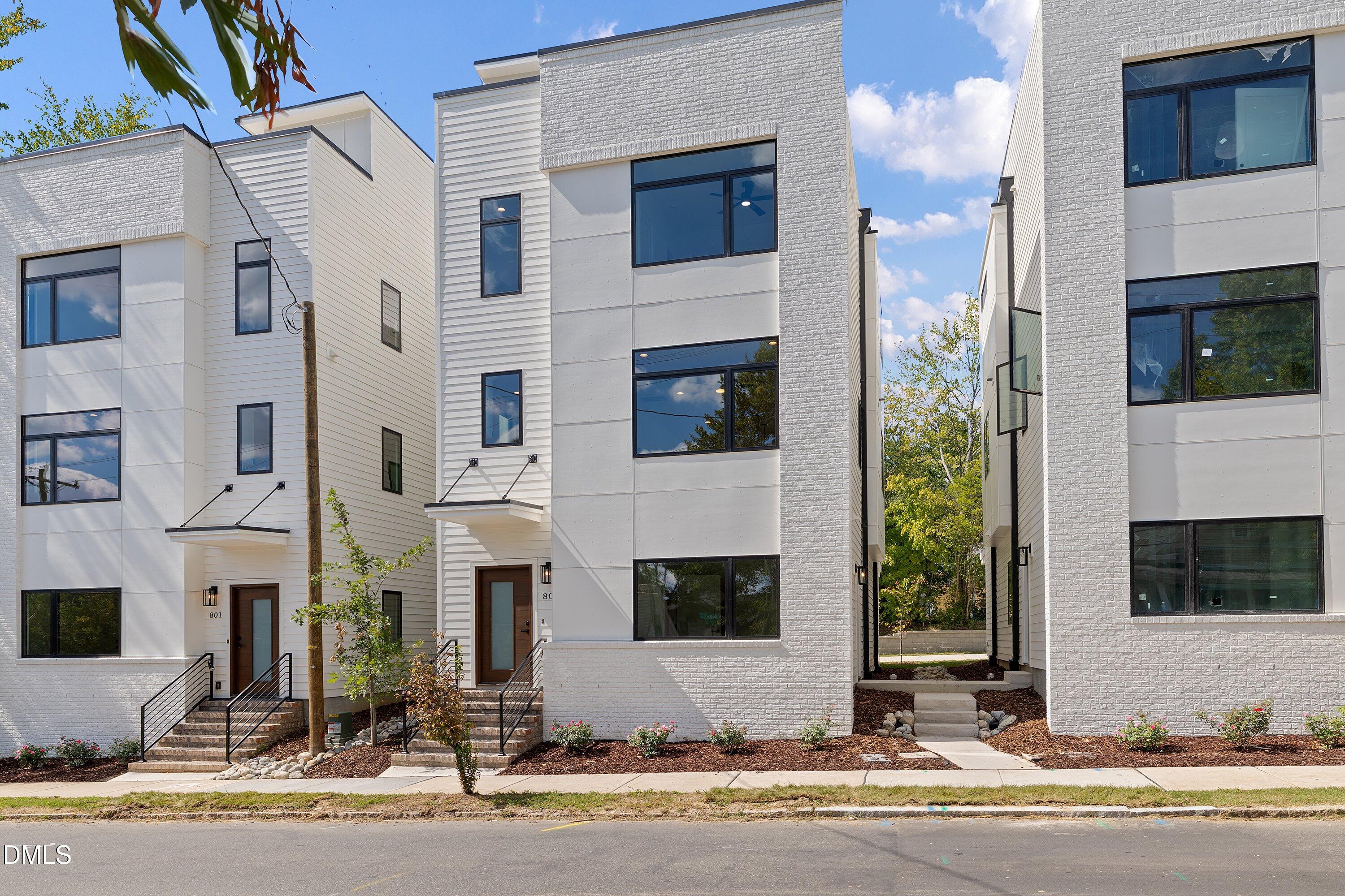 805 N Roxboro Street Property Photo 2