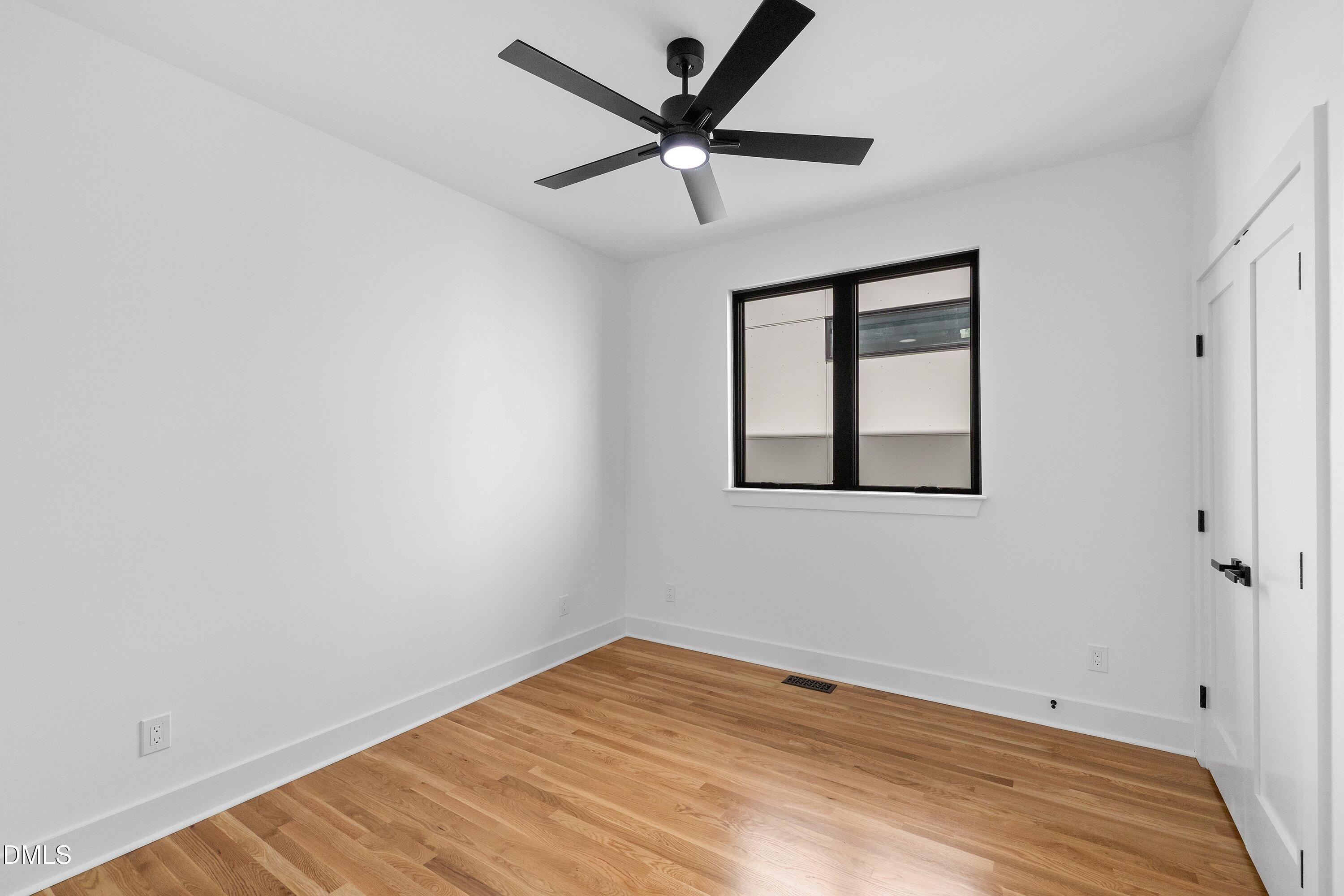 805 N Roxboro Street Property Photo 43