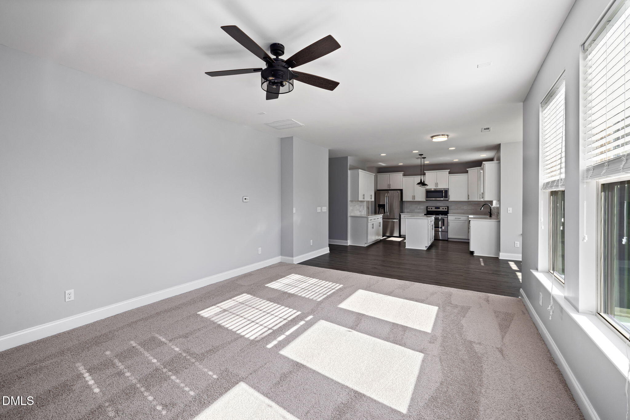 521 Groveview Wynd Property Photo 12